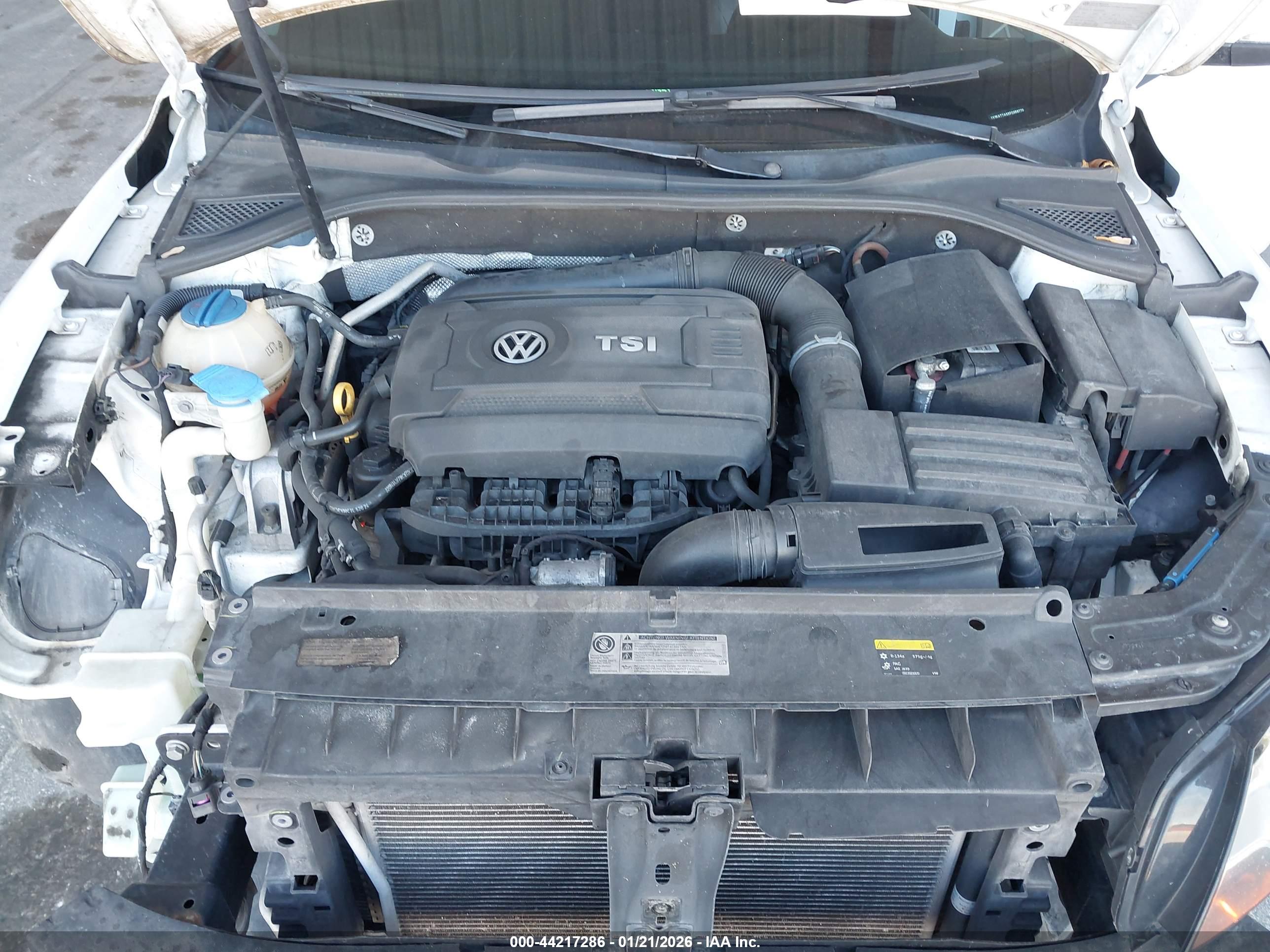 VOLKSWAGEN PASSAT image 10