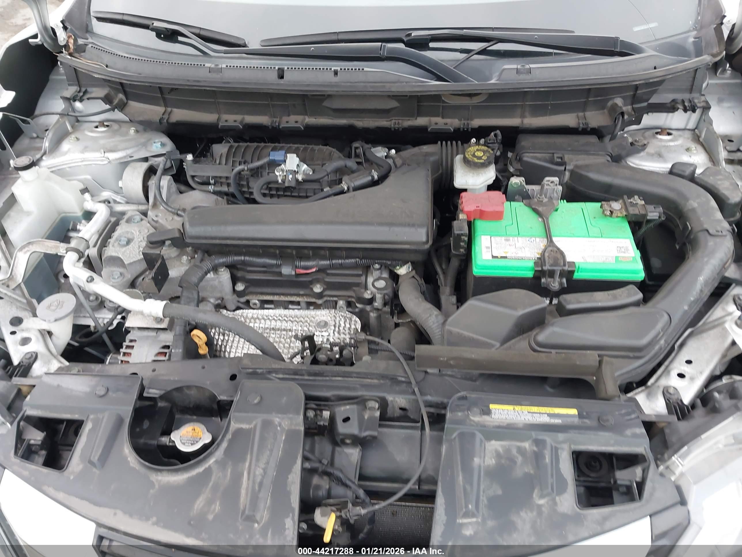 NISSAN ROGUE image 10