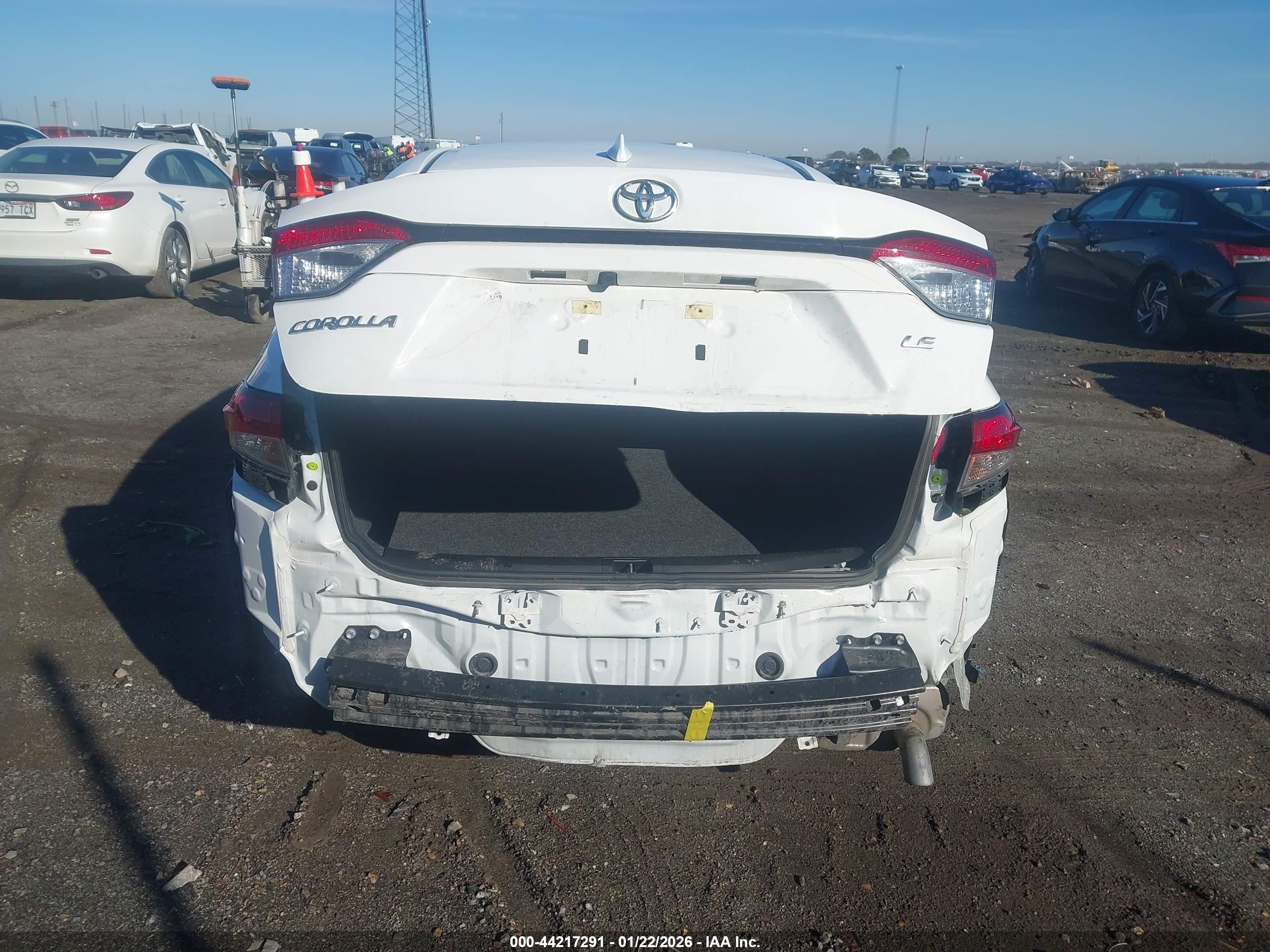 TOYOTA COROLLA image 6