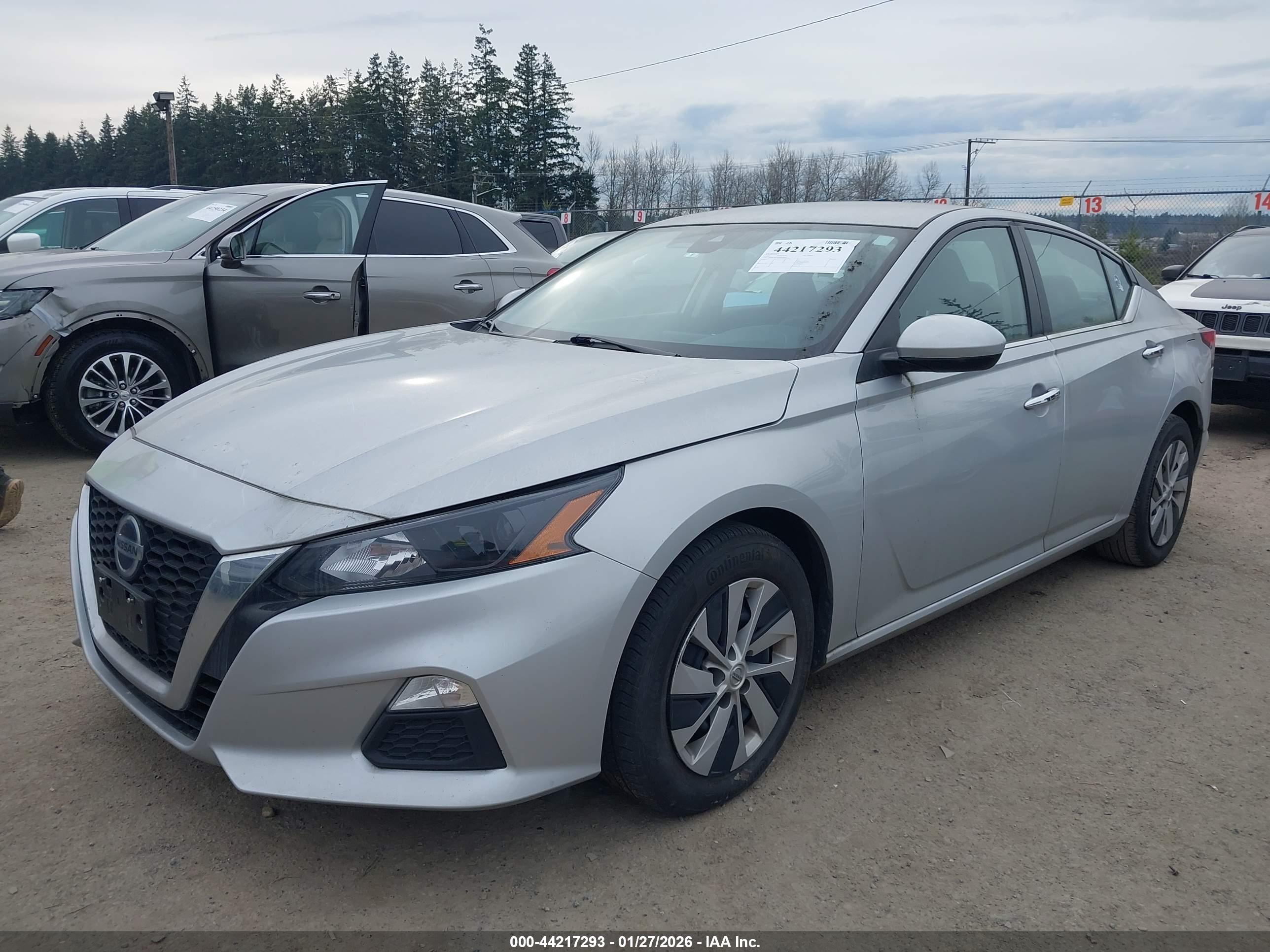 NISSAN ALTIMA image 2