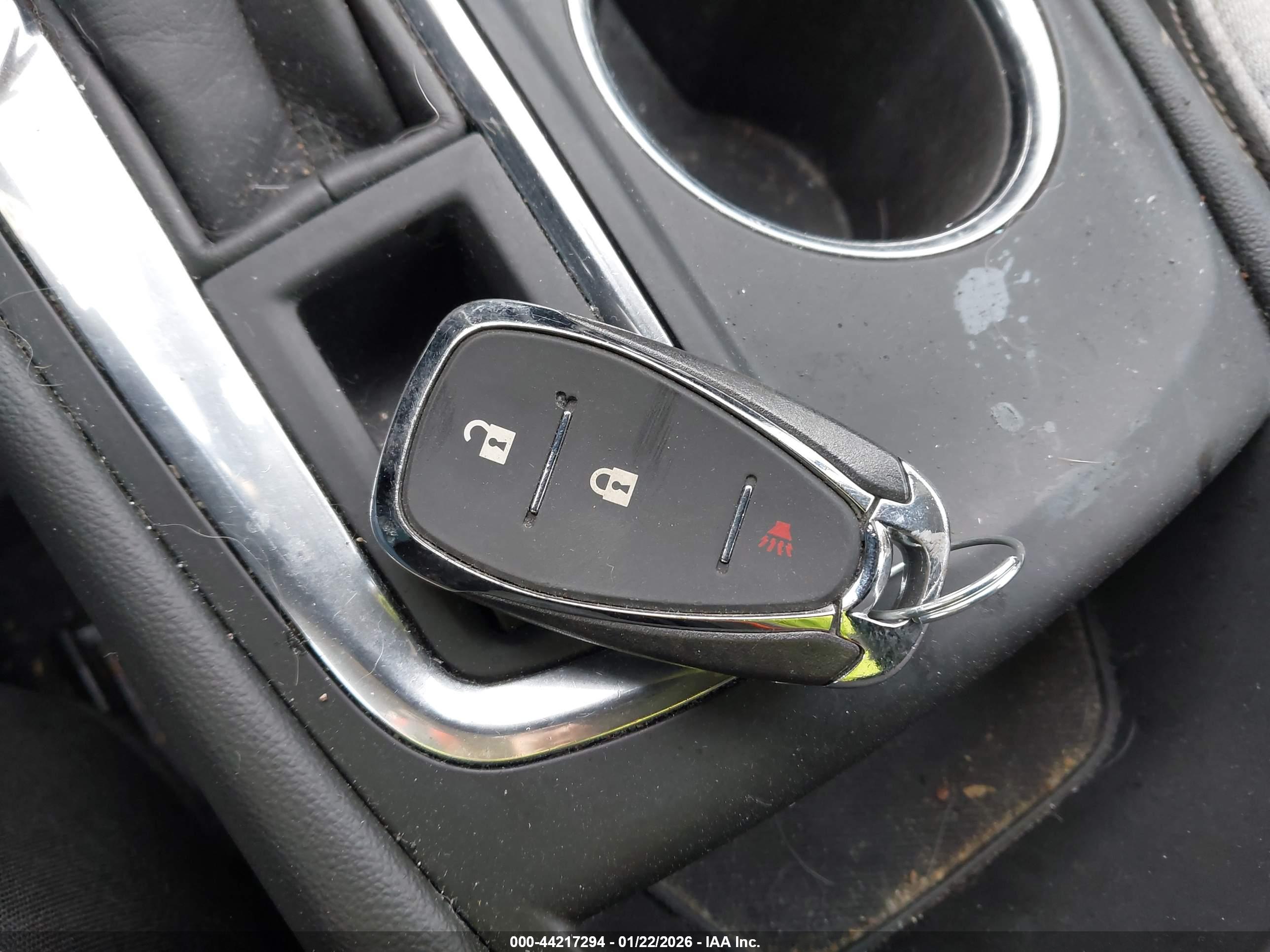 CHEVROLET EQUINOX image 11
