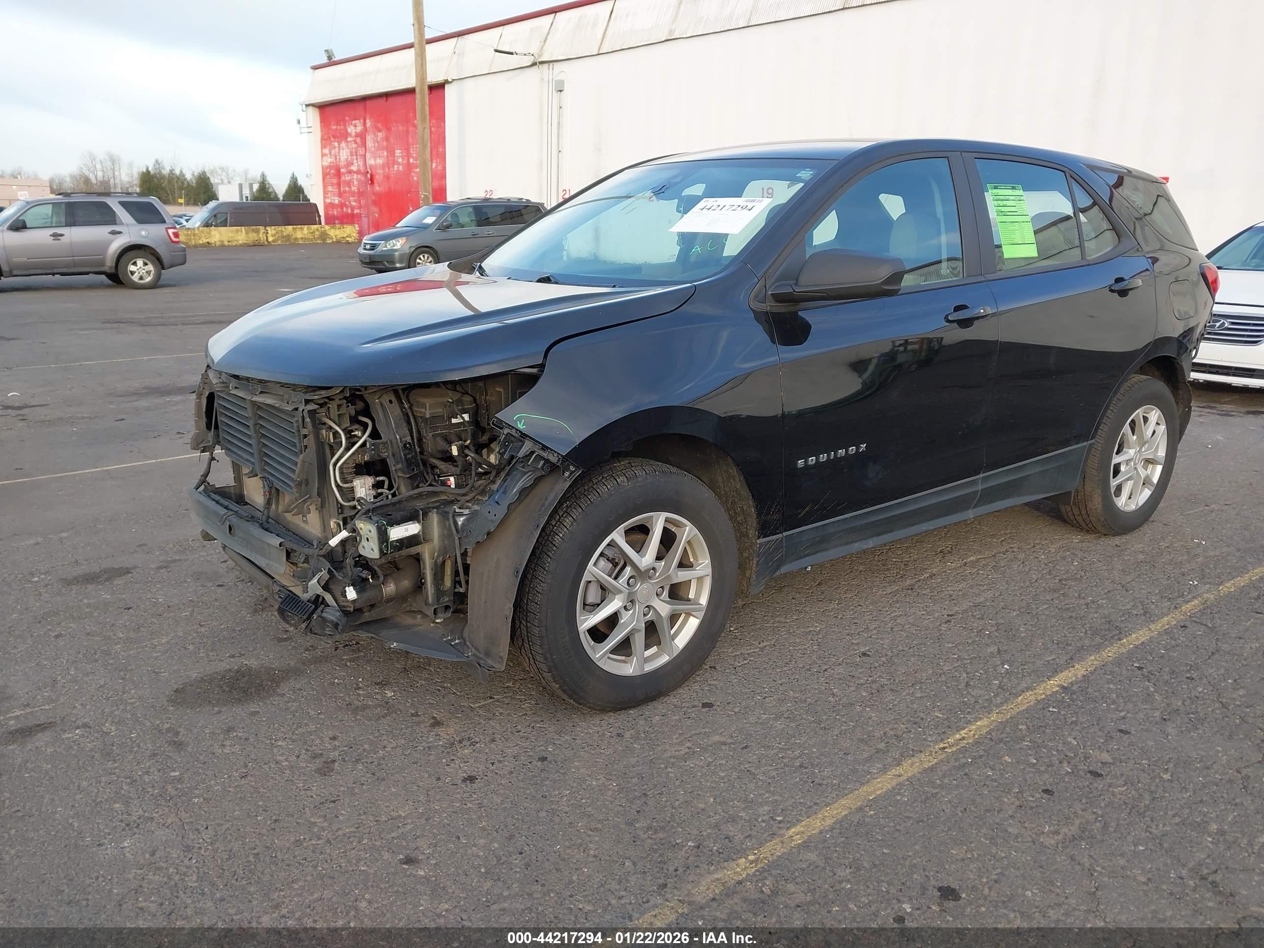 CHEVROLET EQUINOX image 2