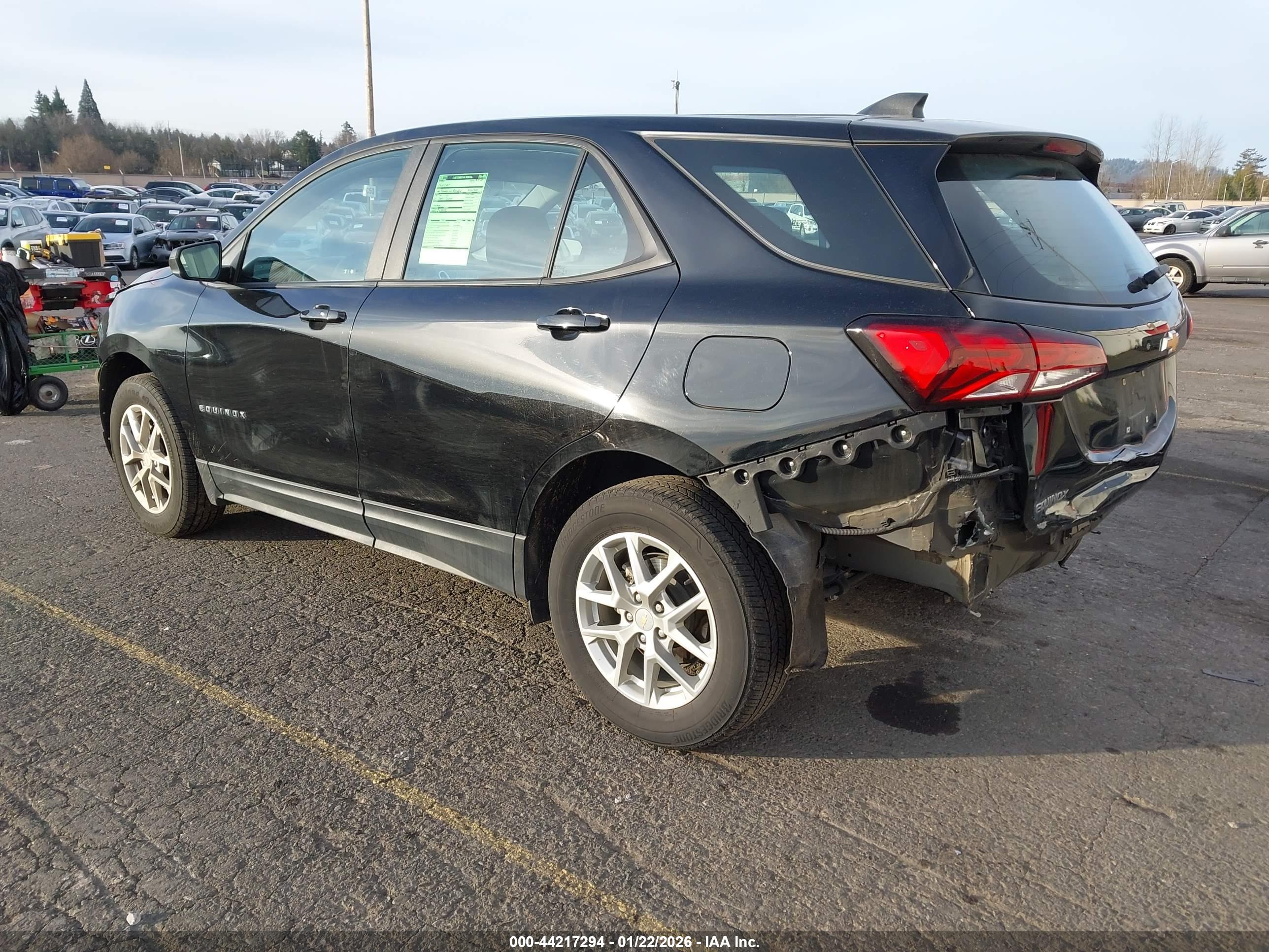 CHEVROLET EQUINOX image 3