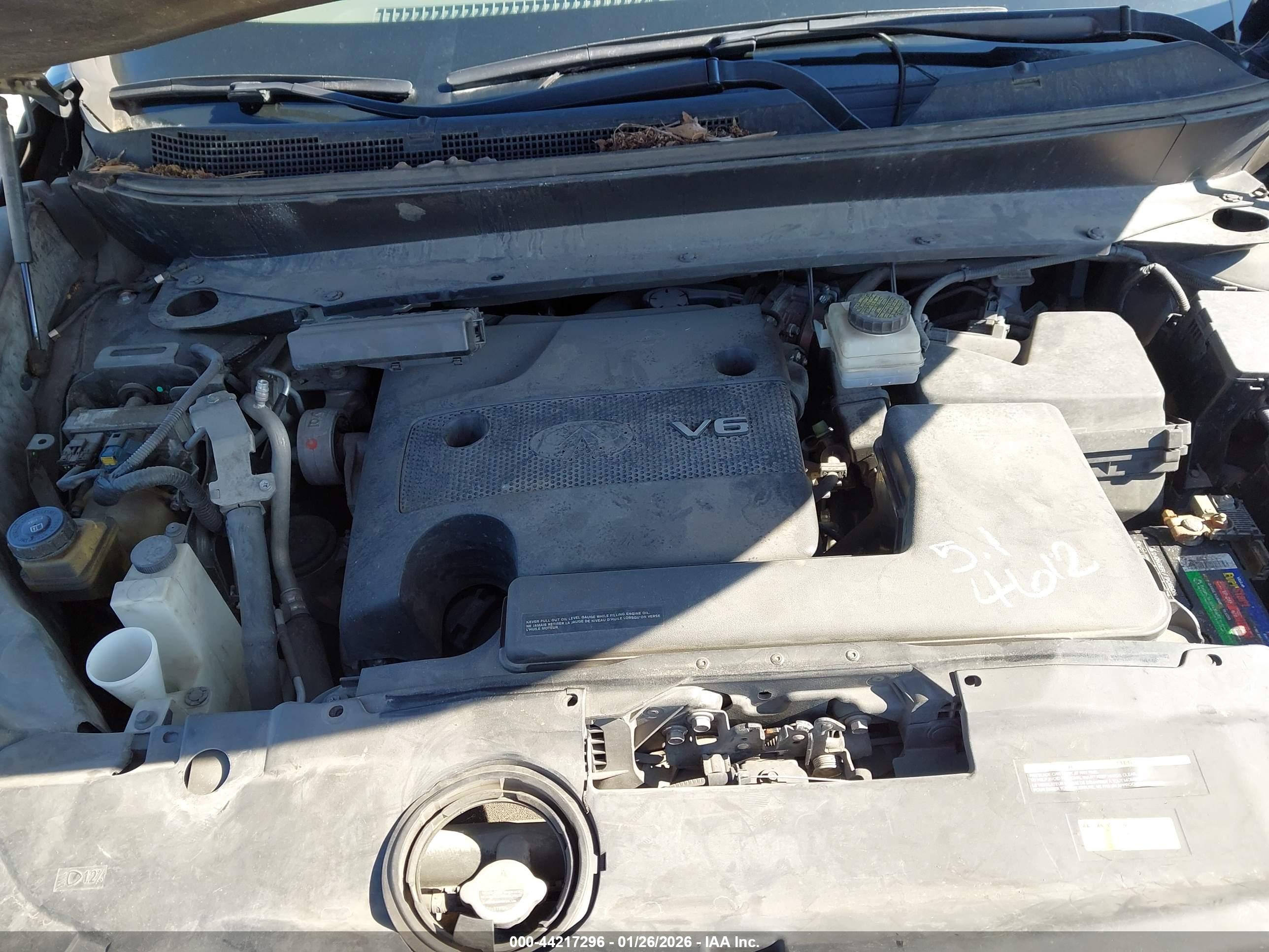 INFINITI JX35 image 10