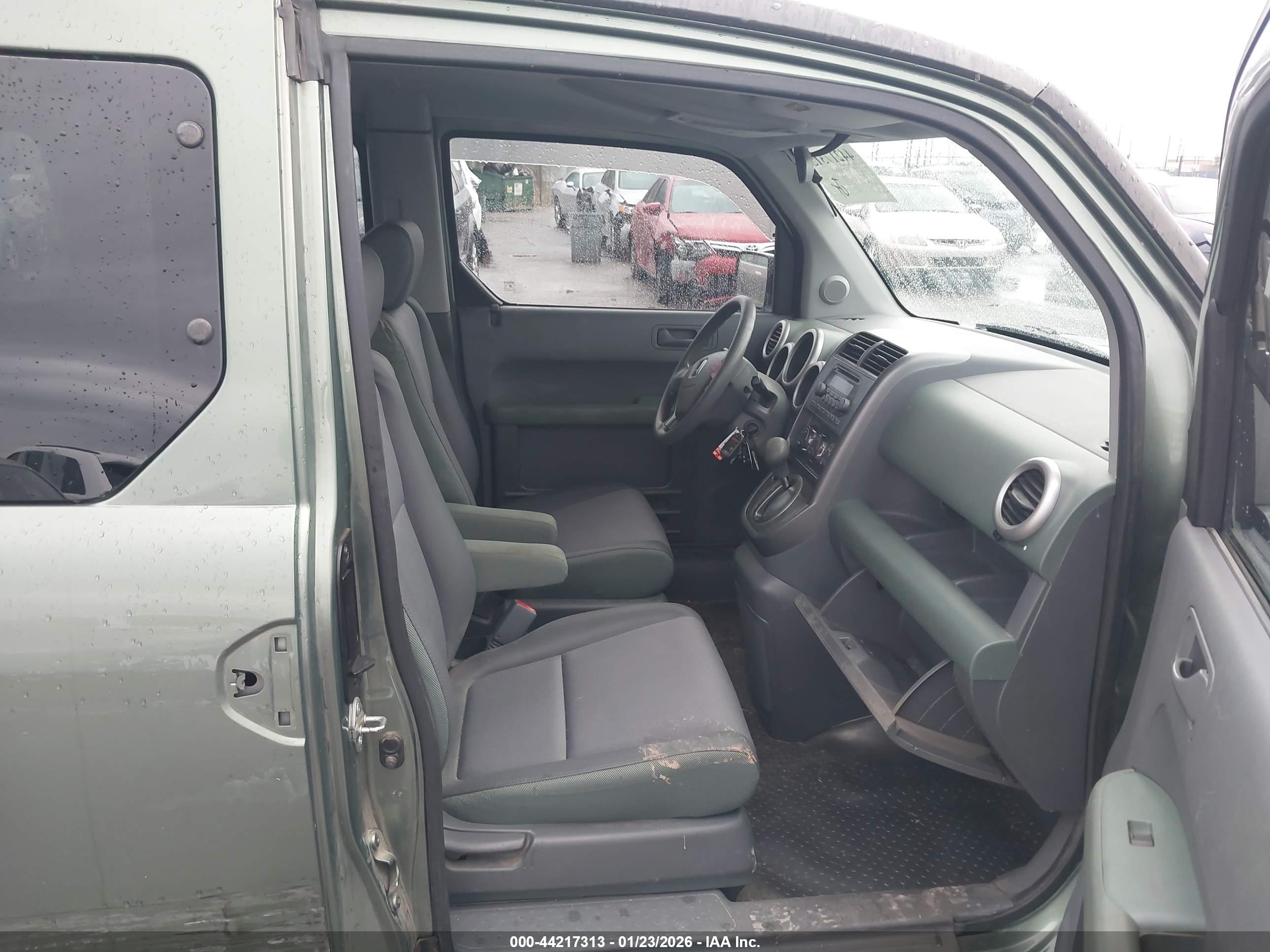HONDA ELEMENT image 5