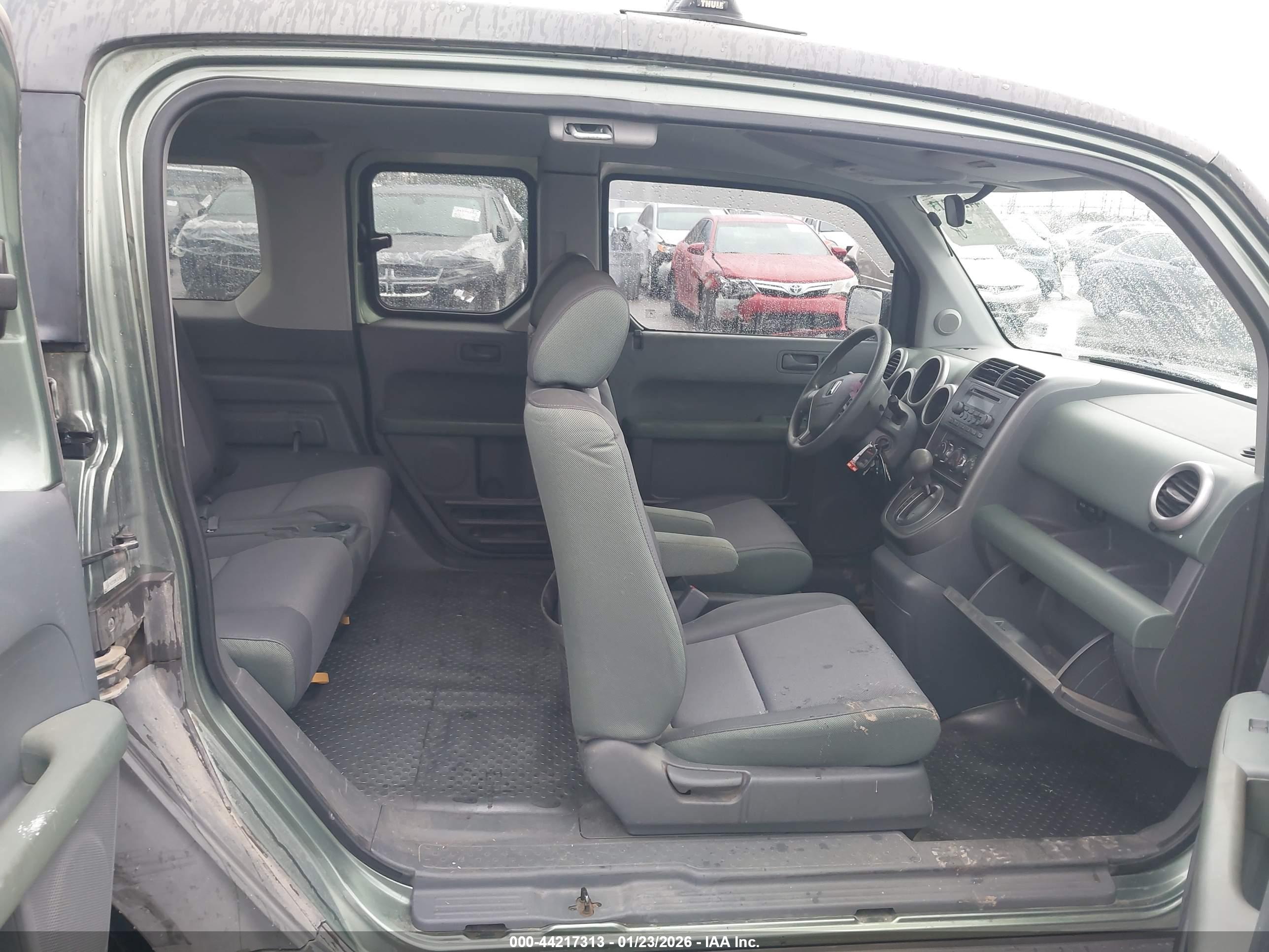 HONDA ELEMENT image 8