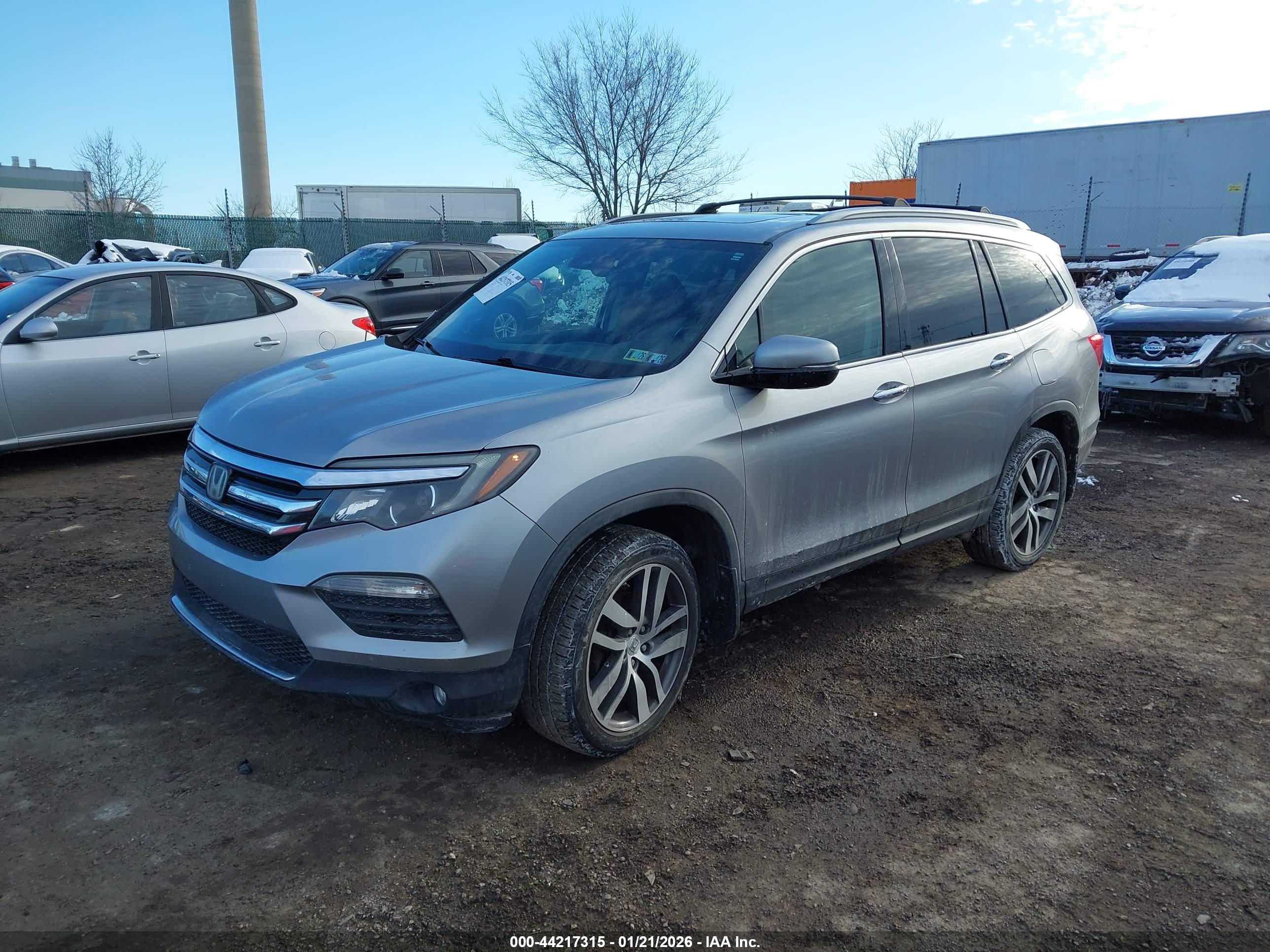 HONDA PILOT image 2