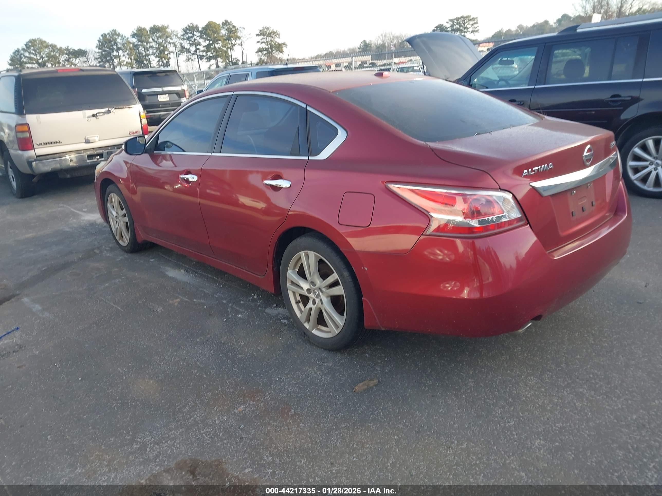 NISSAN ALTIMA image 3