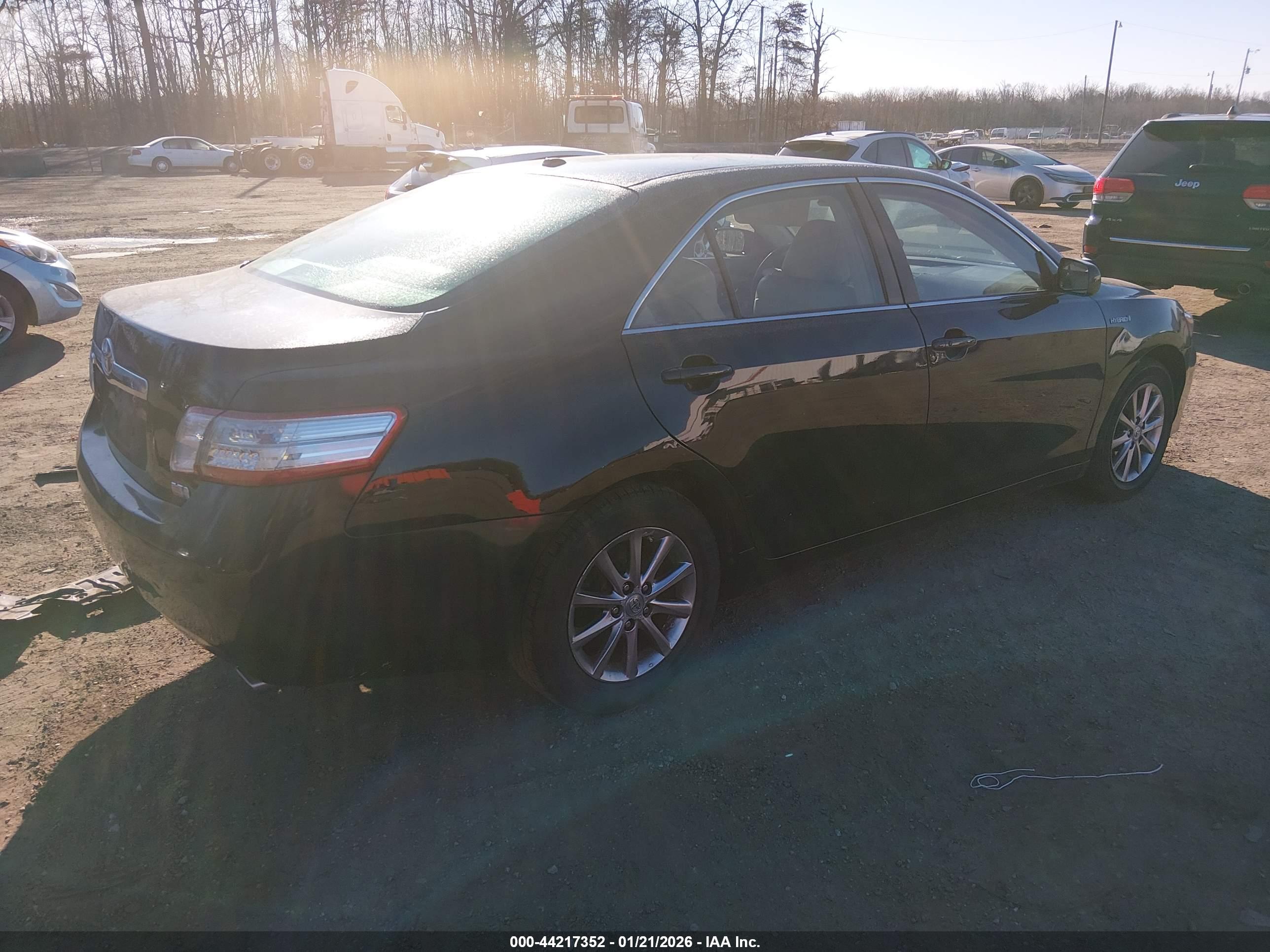 TOYOTA CAMRY image 4