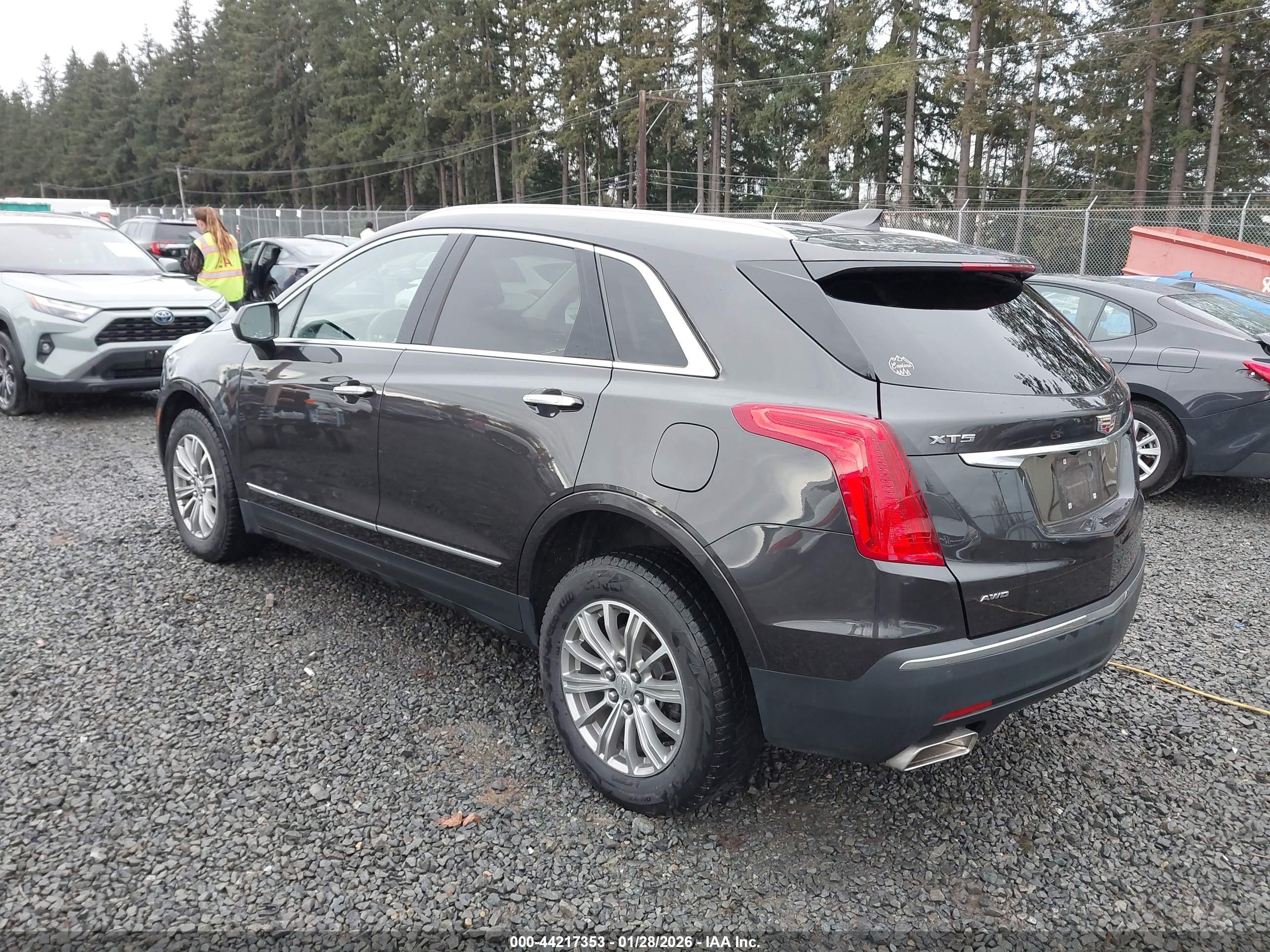 CADILLAC XT5 image 3