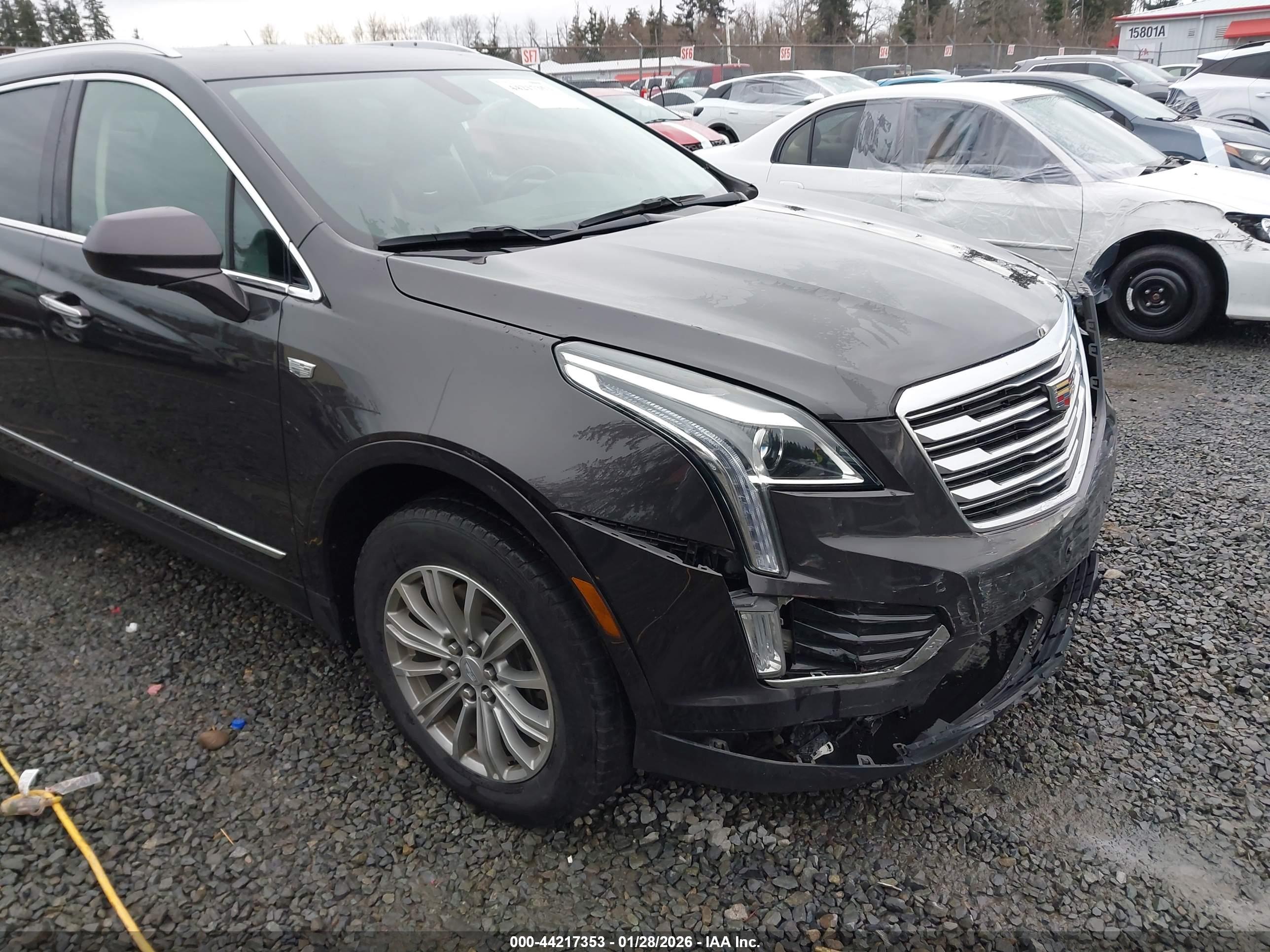 CADILLAC XT5 image 6
