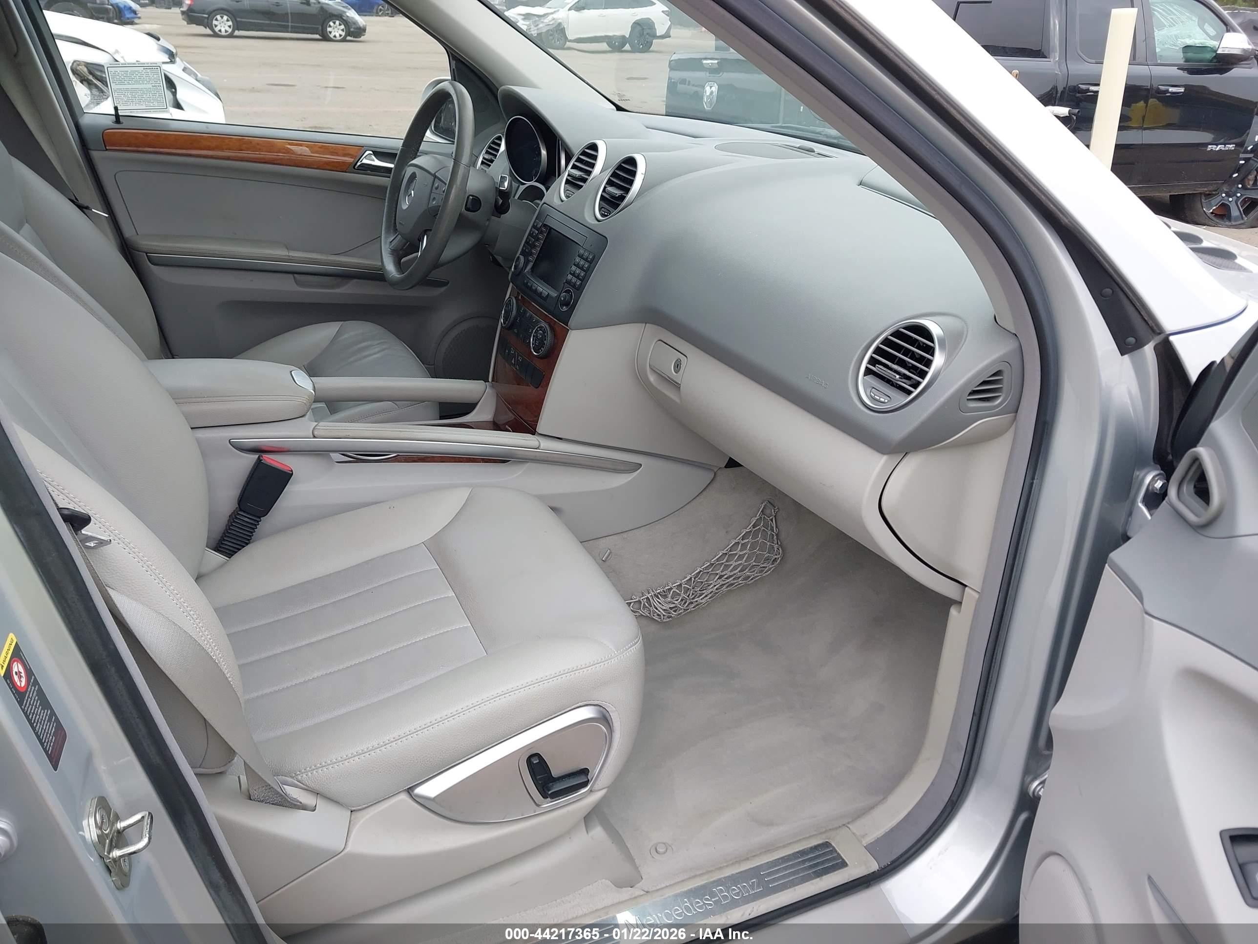 MERCEDES-BENZ ML image 5