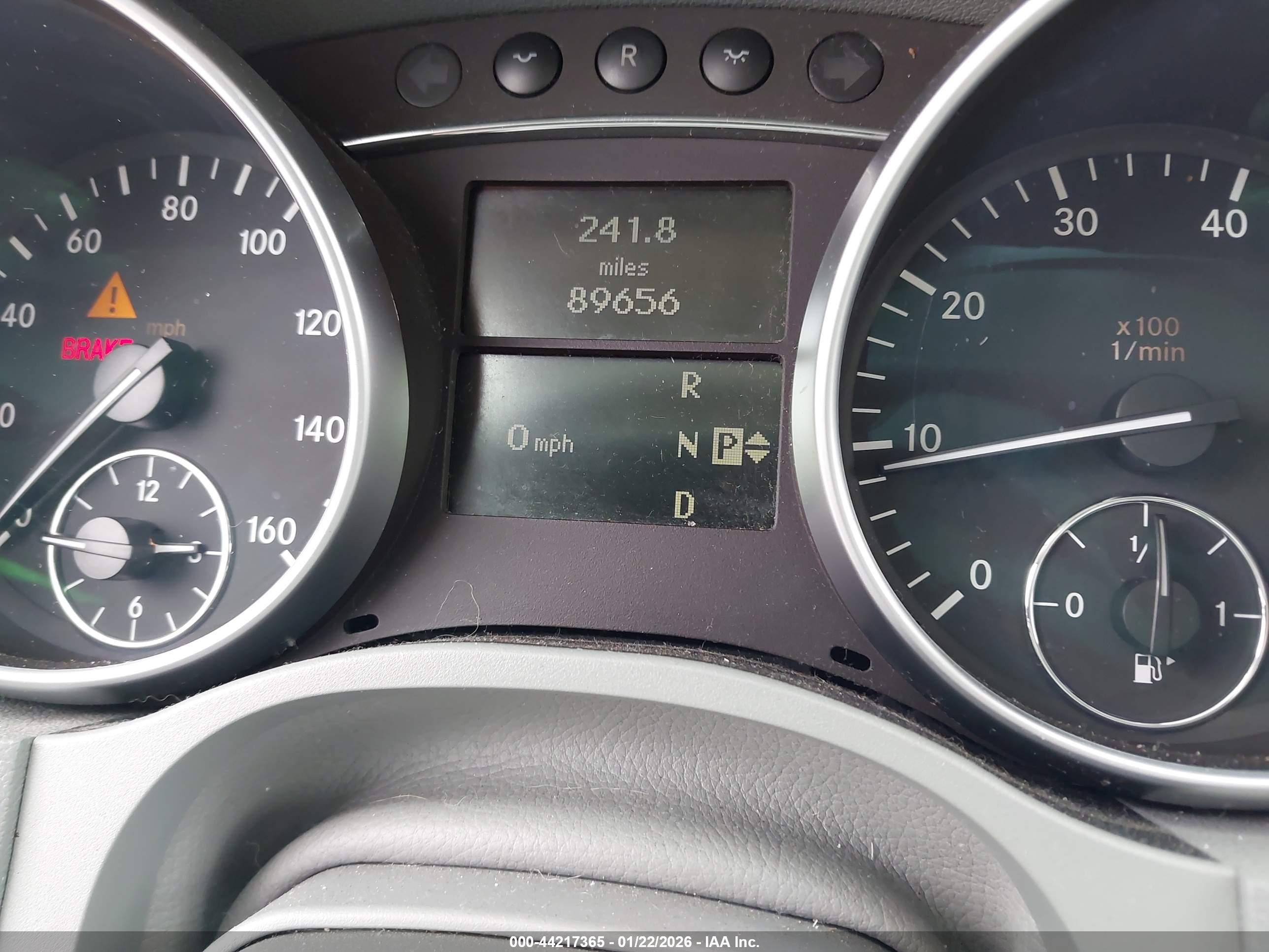 MERCEDES-BENZ ML image 7