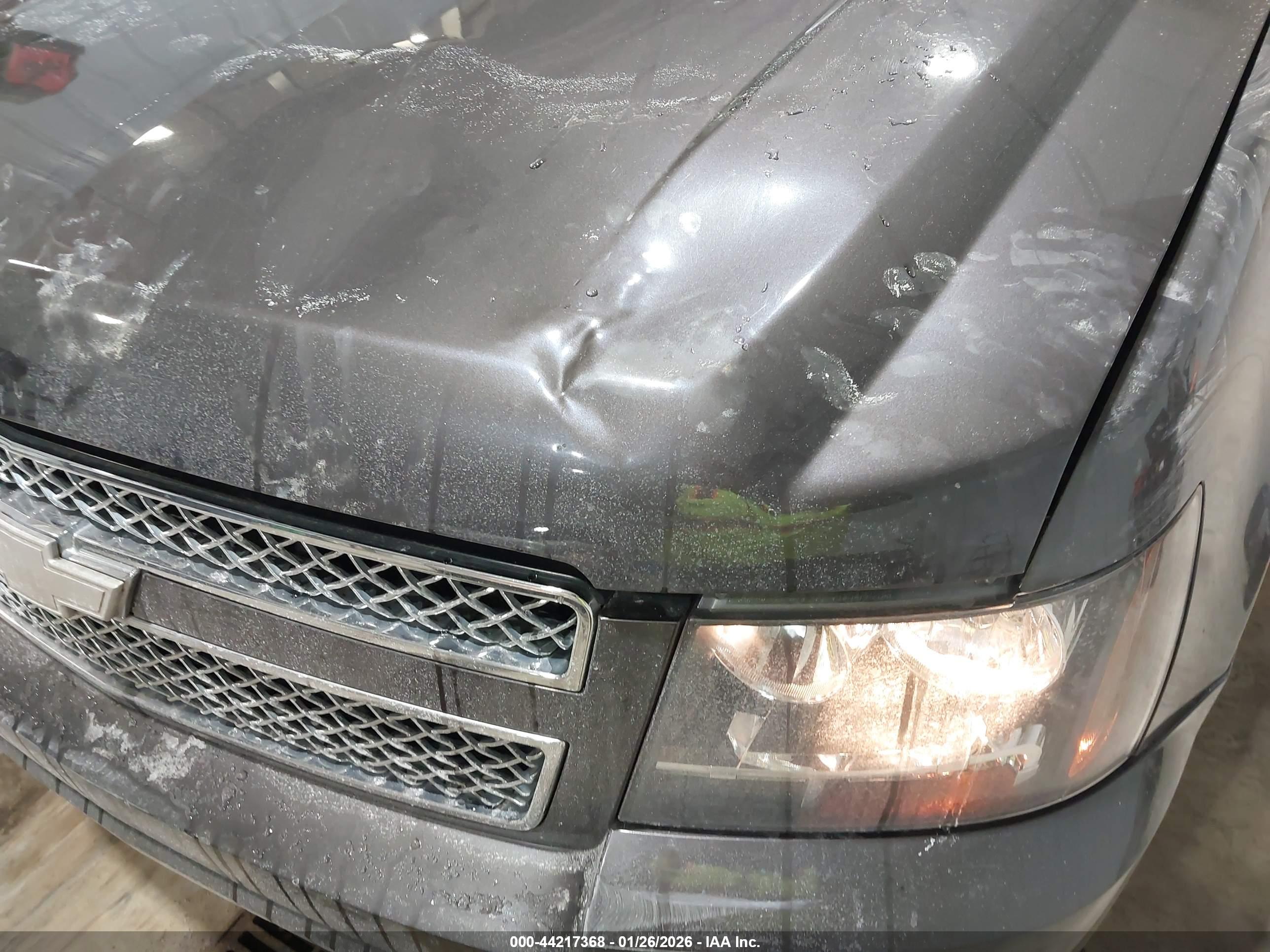 CHEVROLET TAHOE image 6