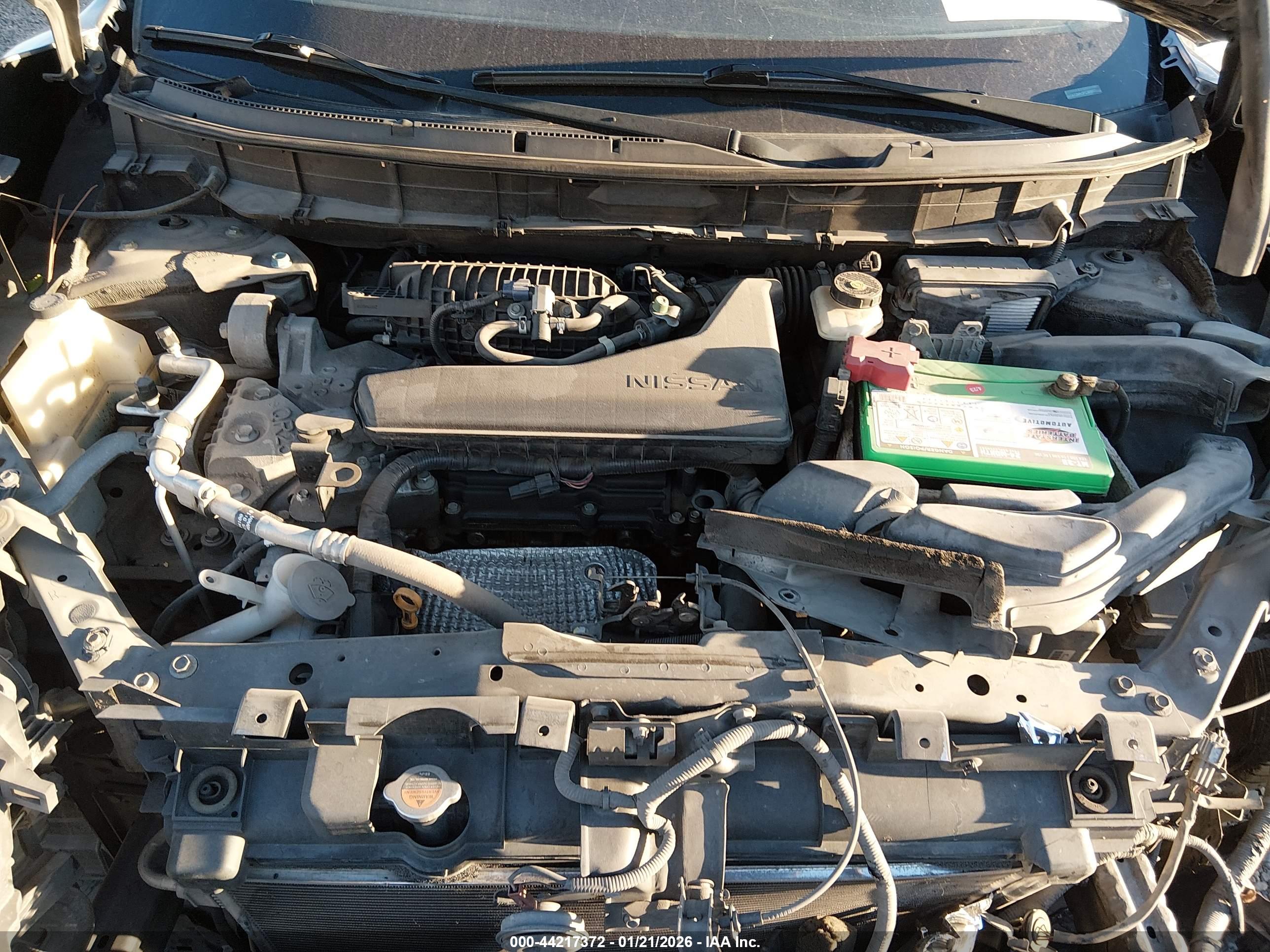 NISSAN ROGUE image 10