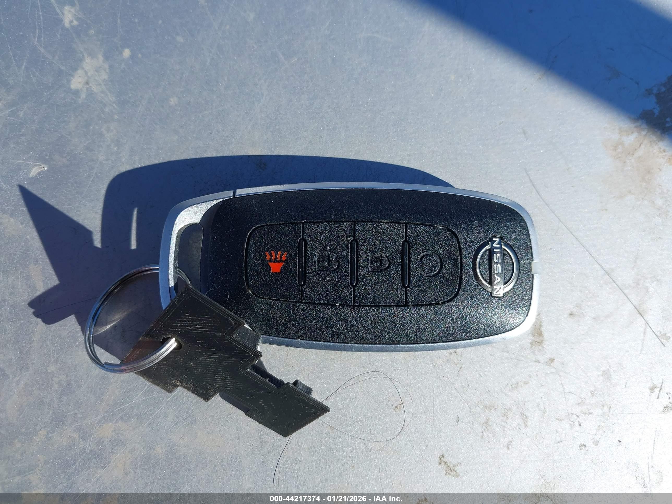 NISSAN KICKS image 11
