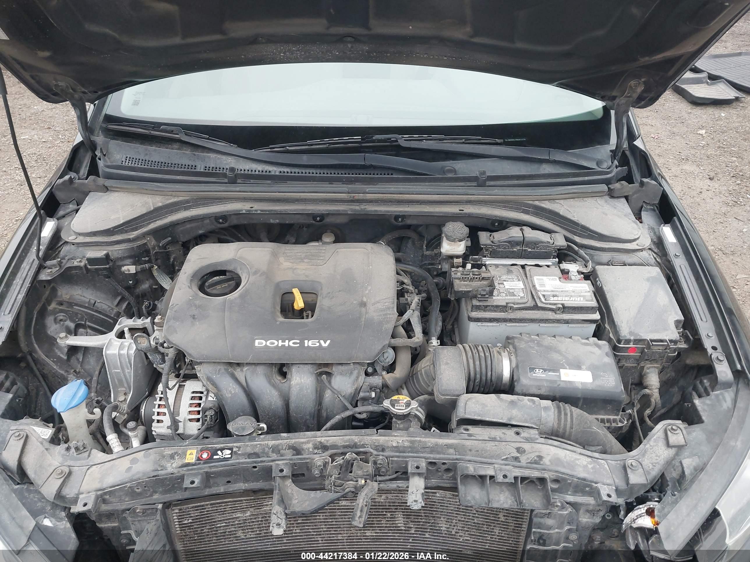 HYUNDAI ELANTRA image 10