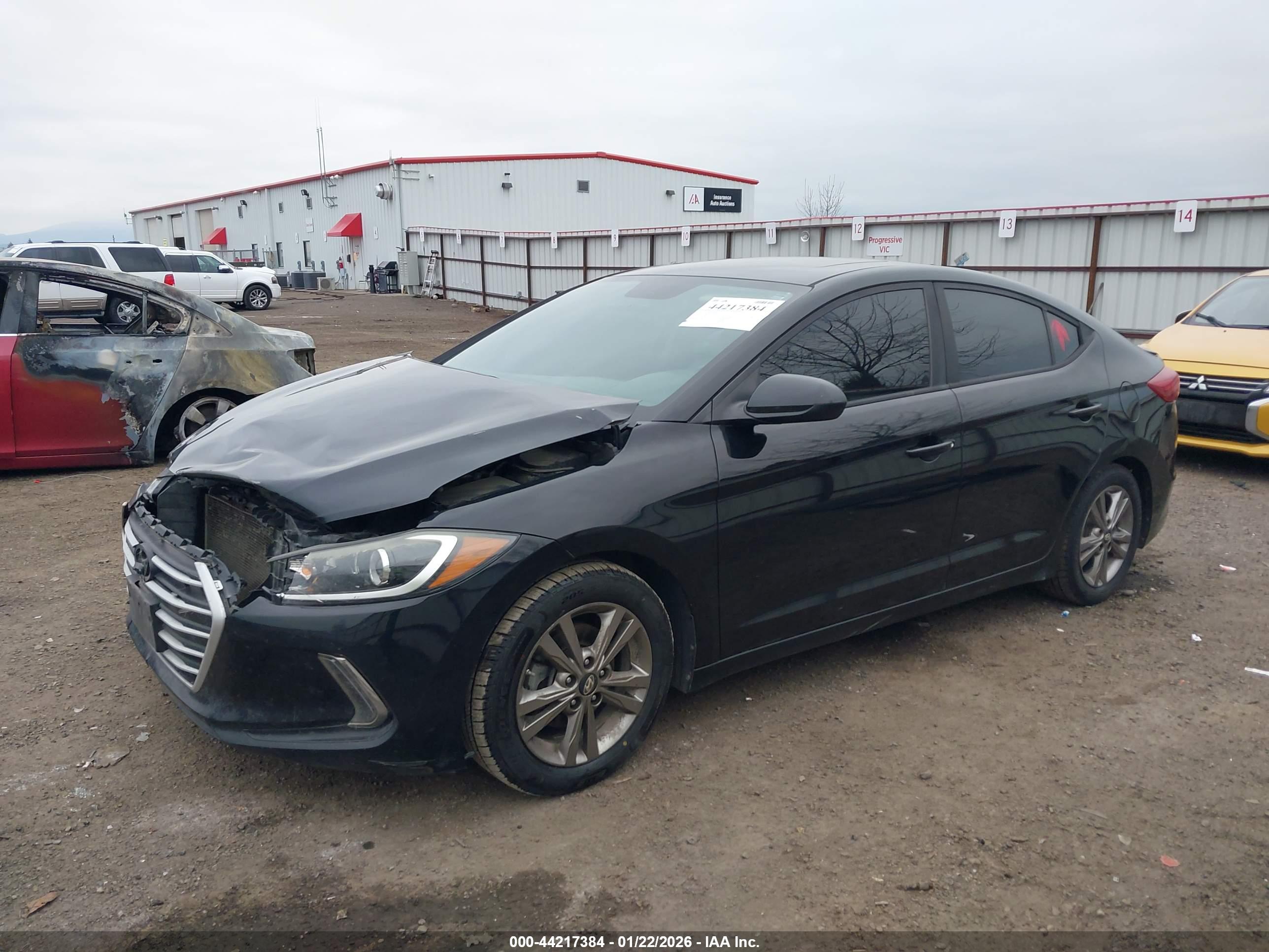 HYUNDAI ELANTRA image 2
