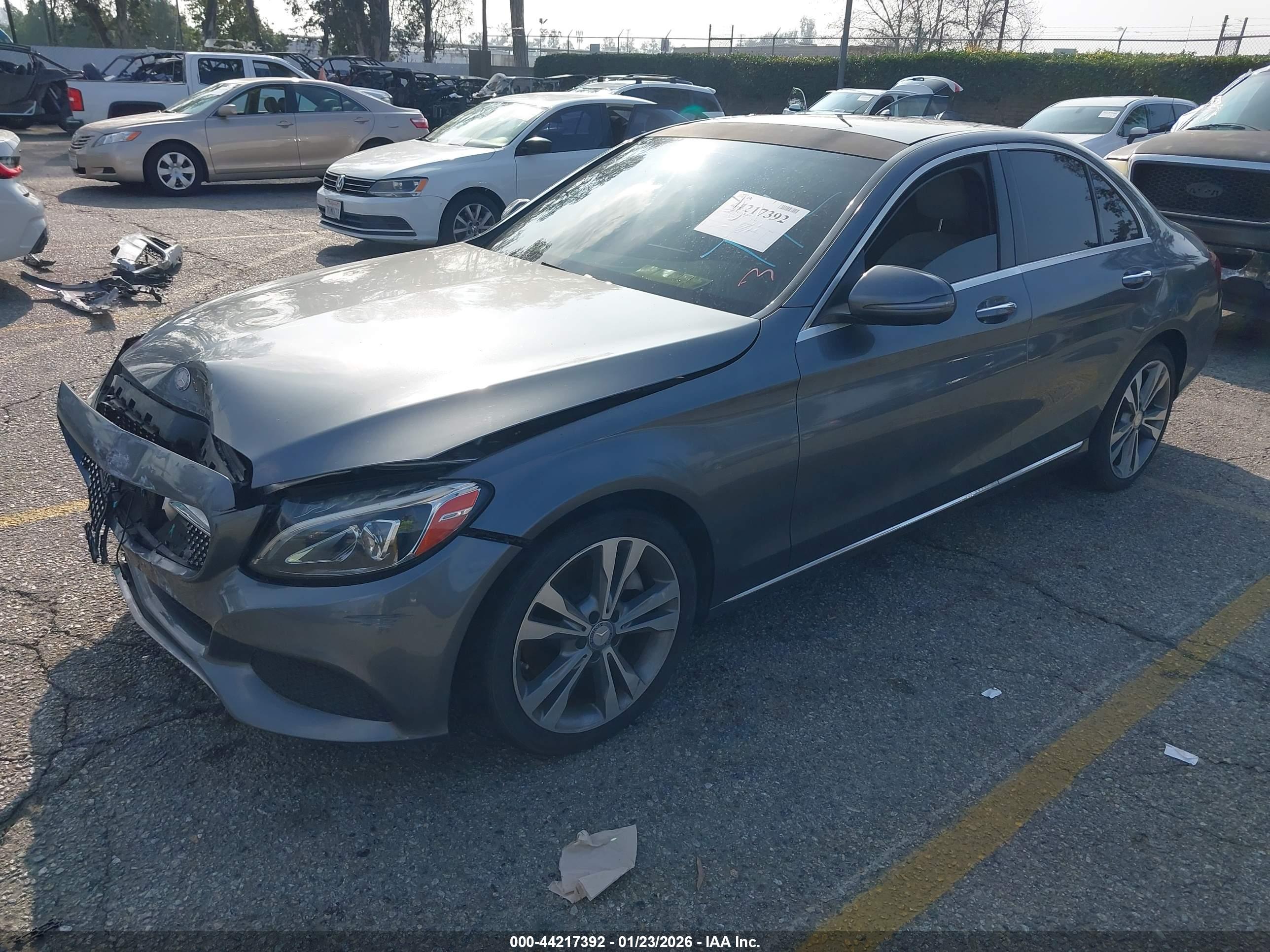 MERCEDES-BENZ C image 2