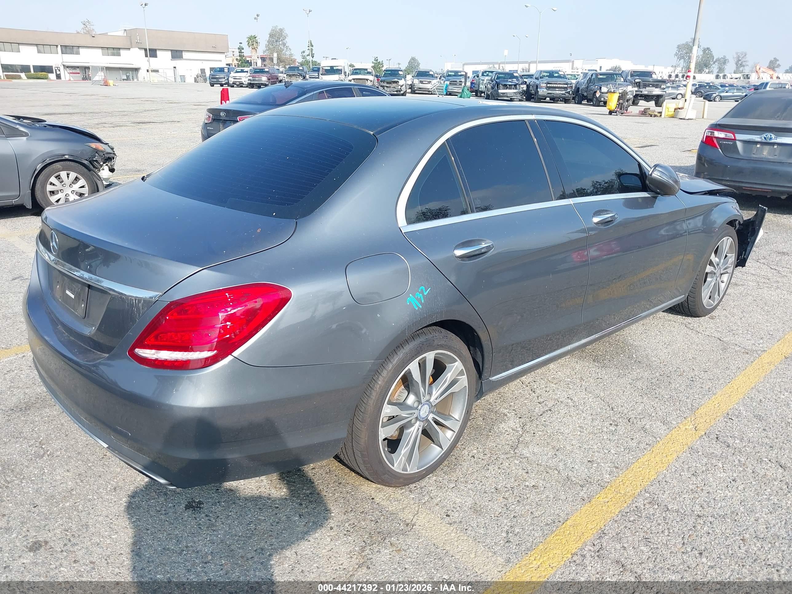 MERCEDES-BENZ C image 4