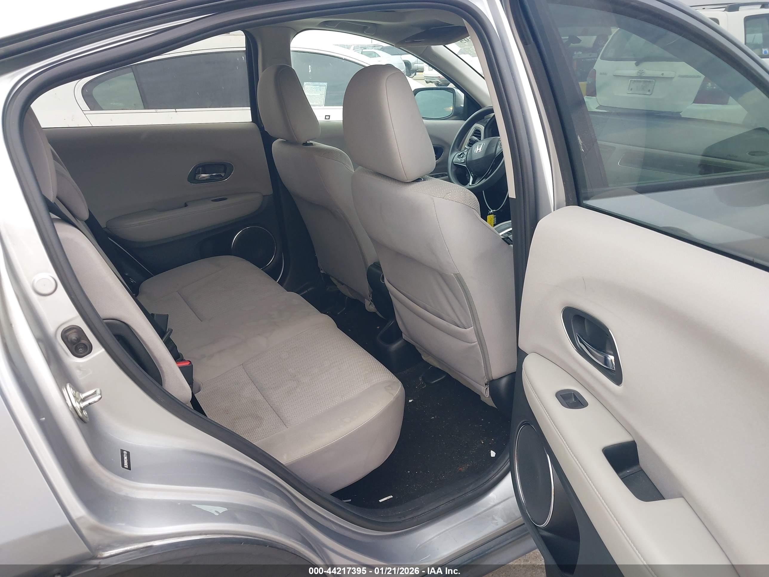 HONDA HR-V image 8