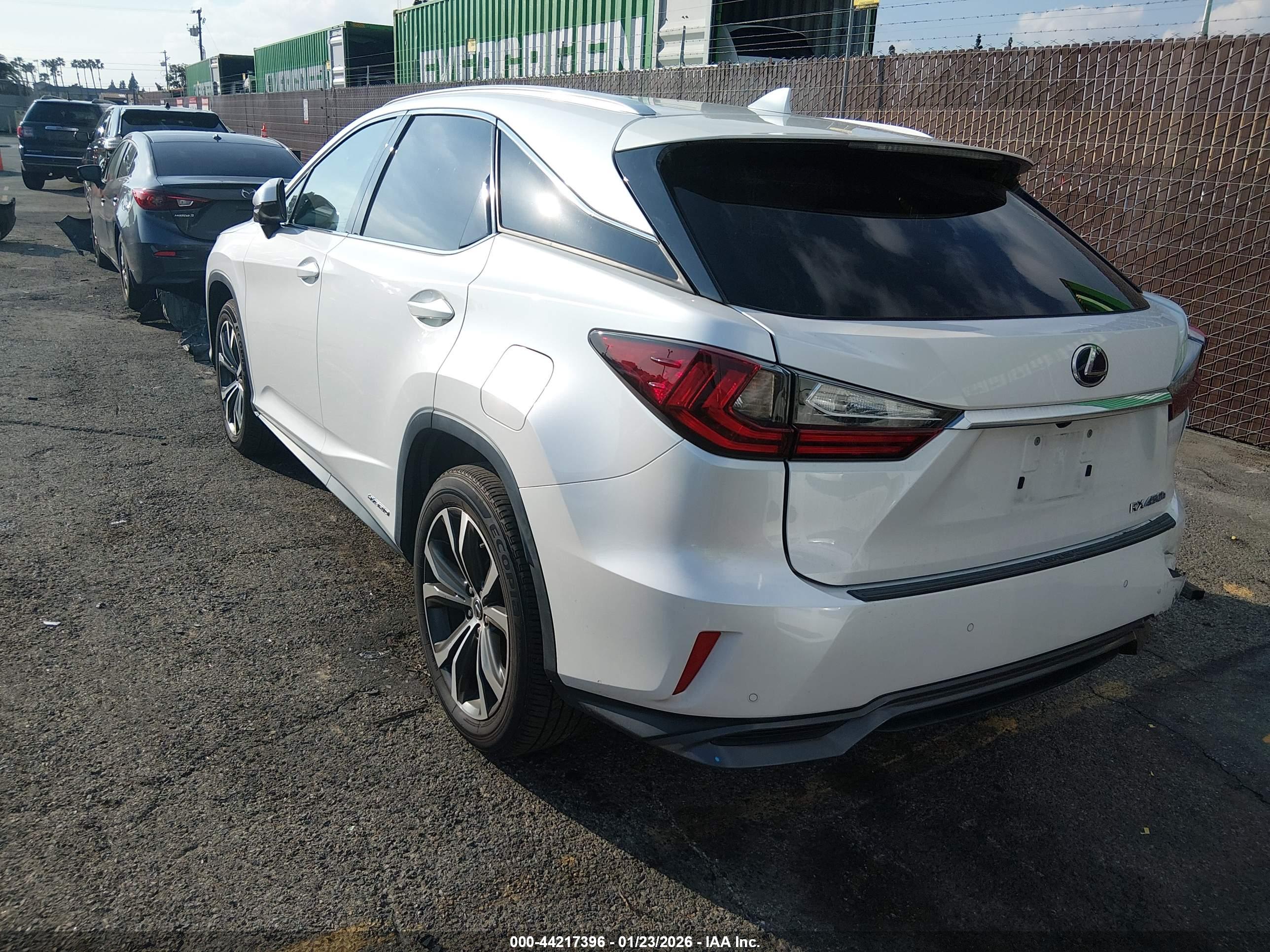 LEXUS RX image 3