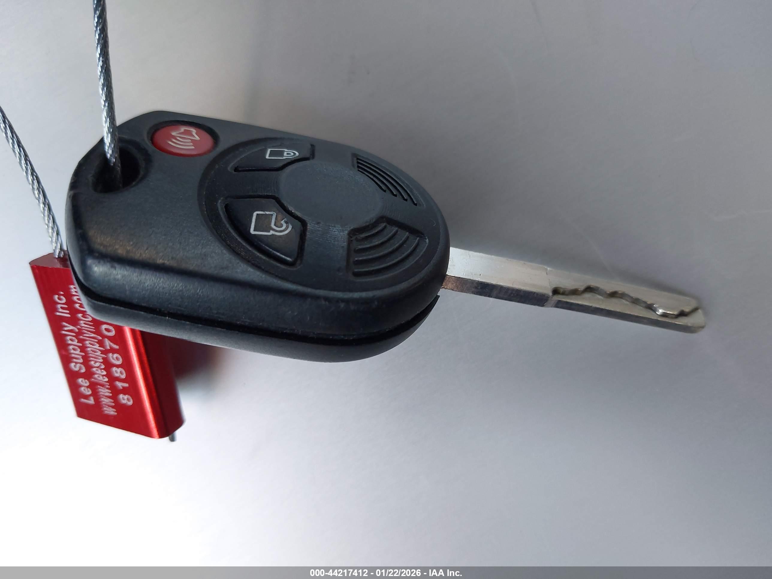 FORD ESCAPE image 11