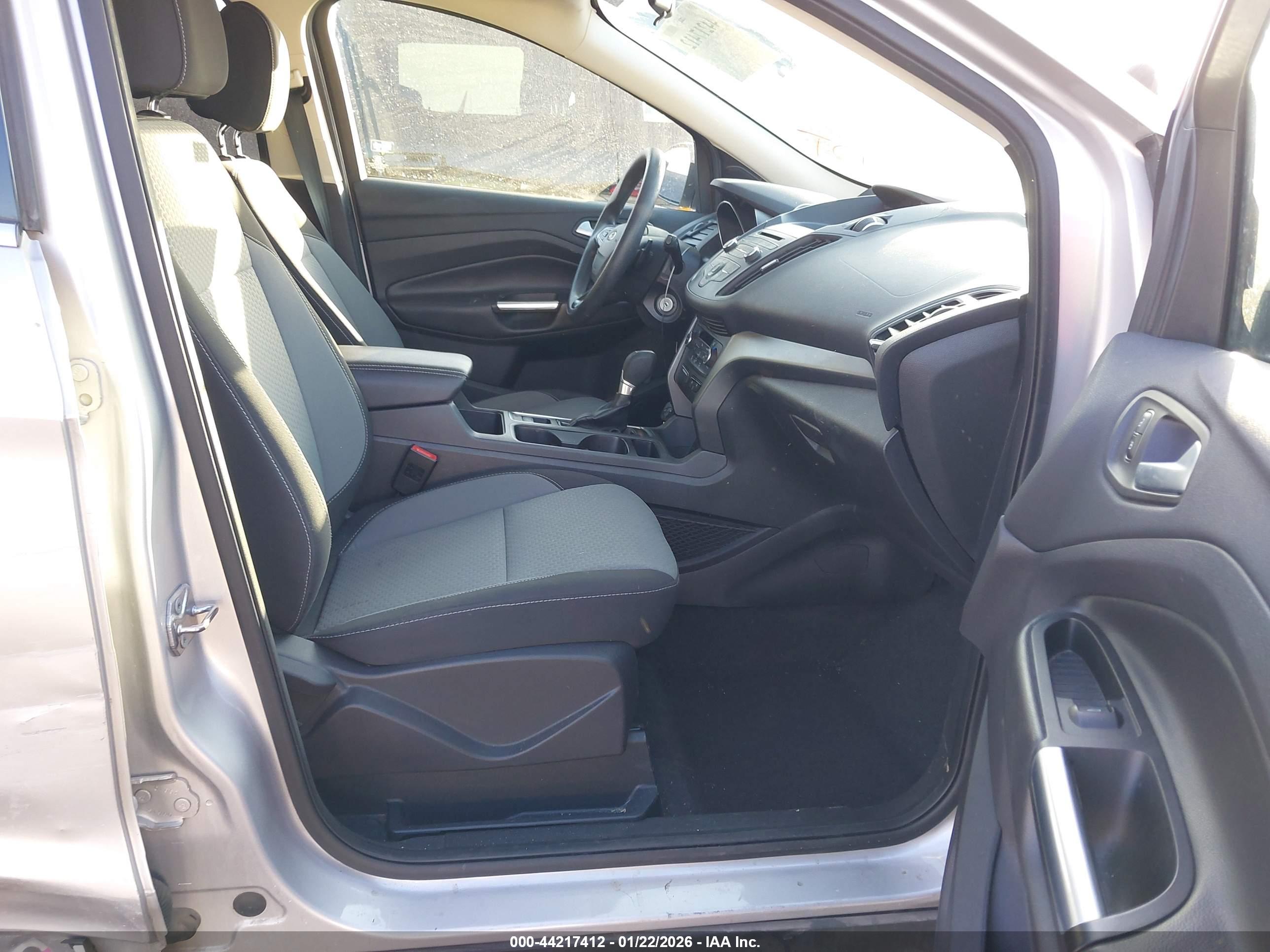 FORD ESCAPE image 5