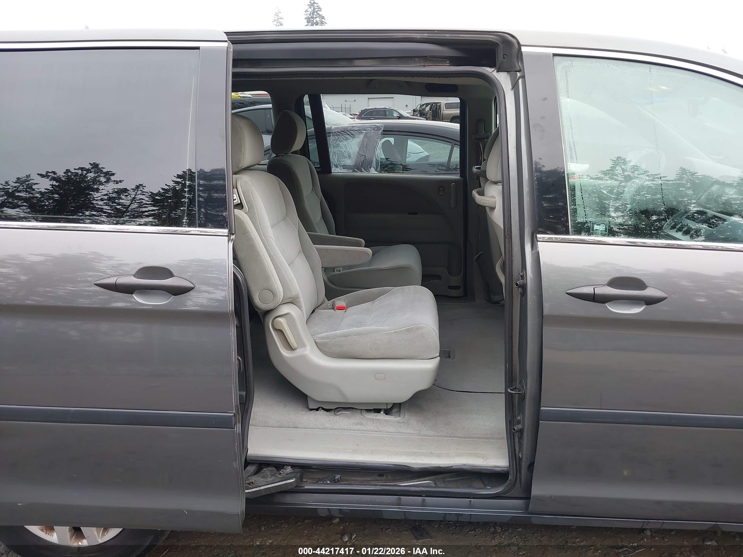 HONDA ODYSSEY image 8