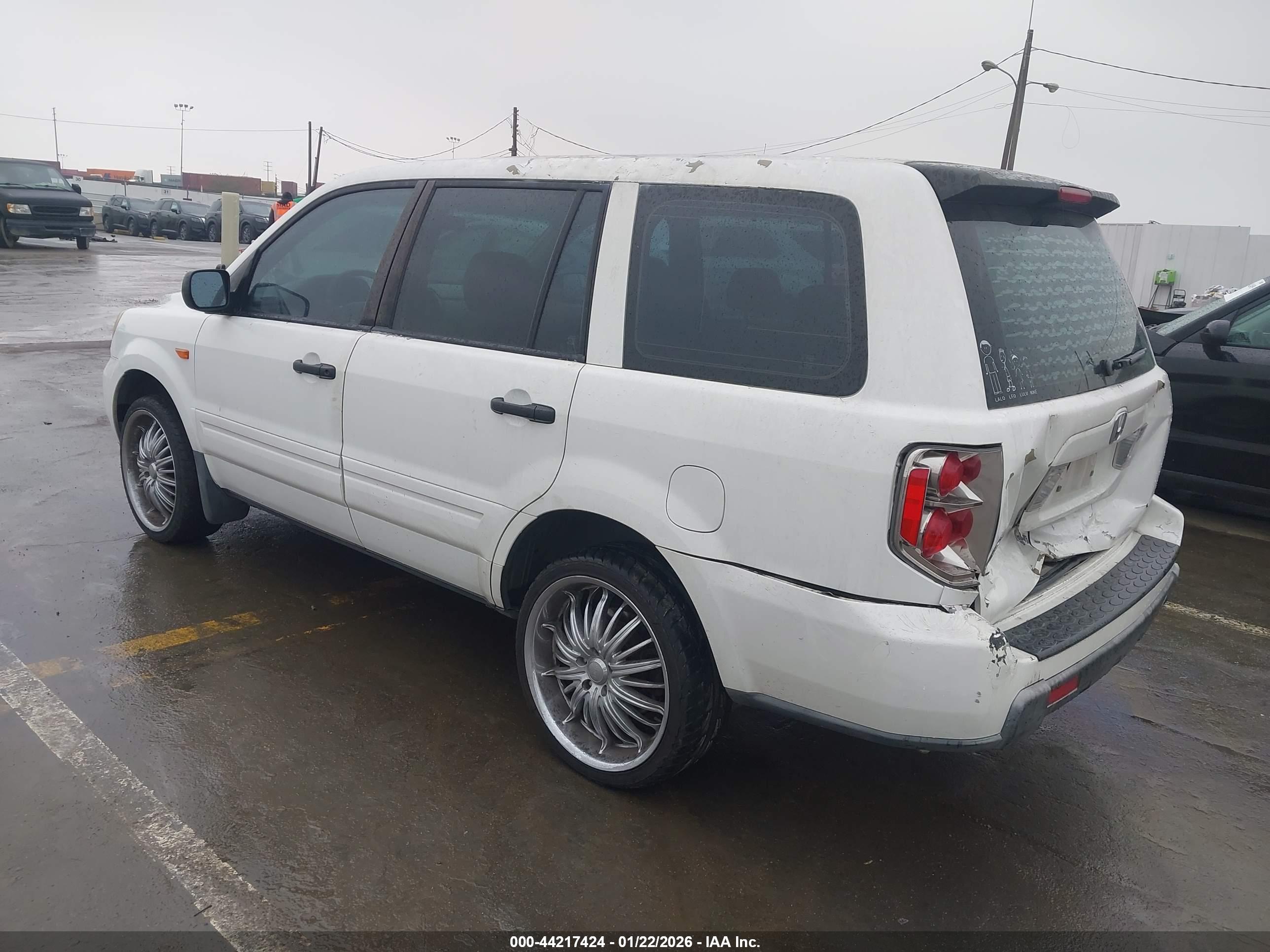 HONDA PILOT image 3