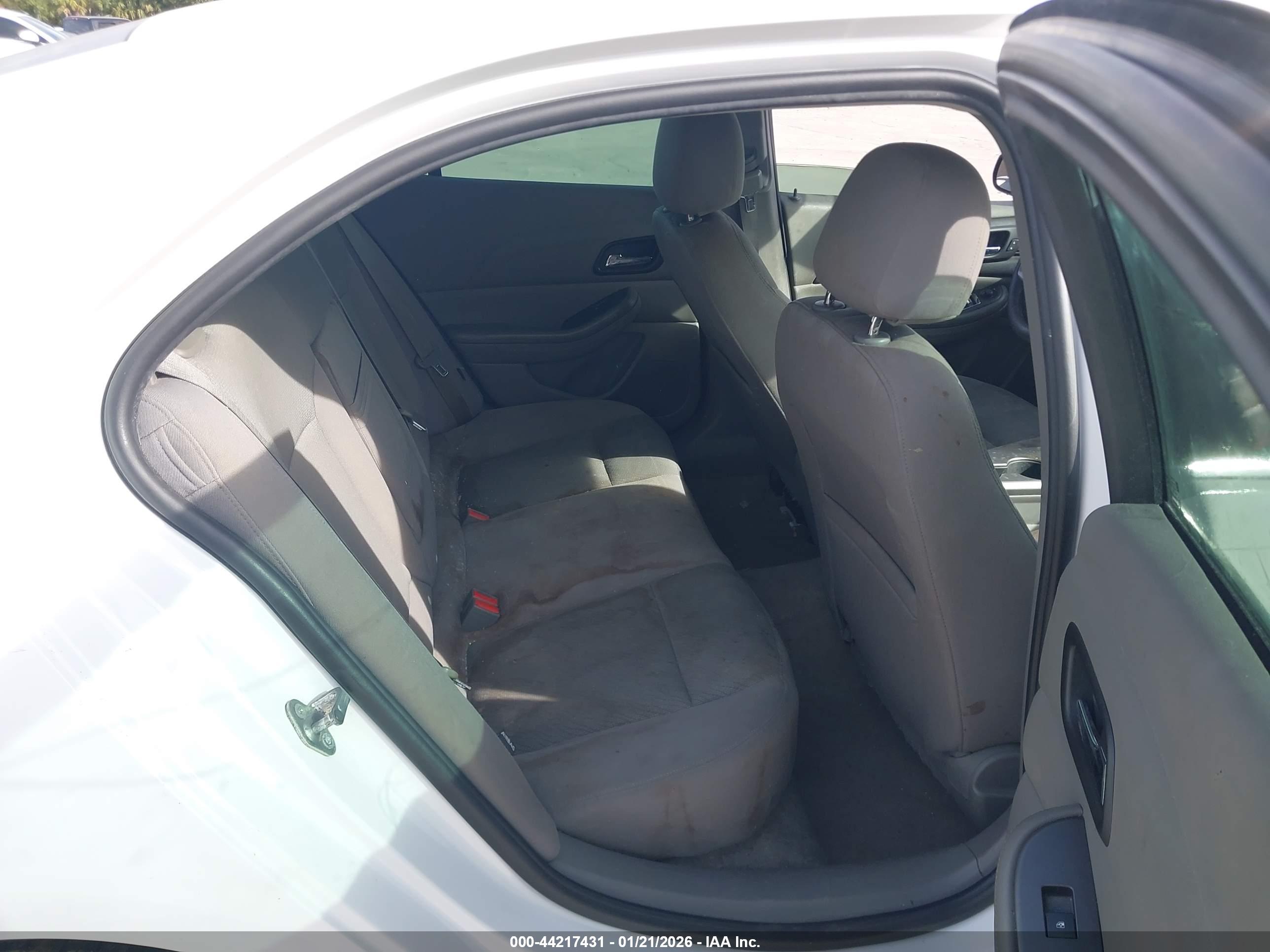 CHEVROLET MALIBU image 8