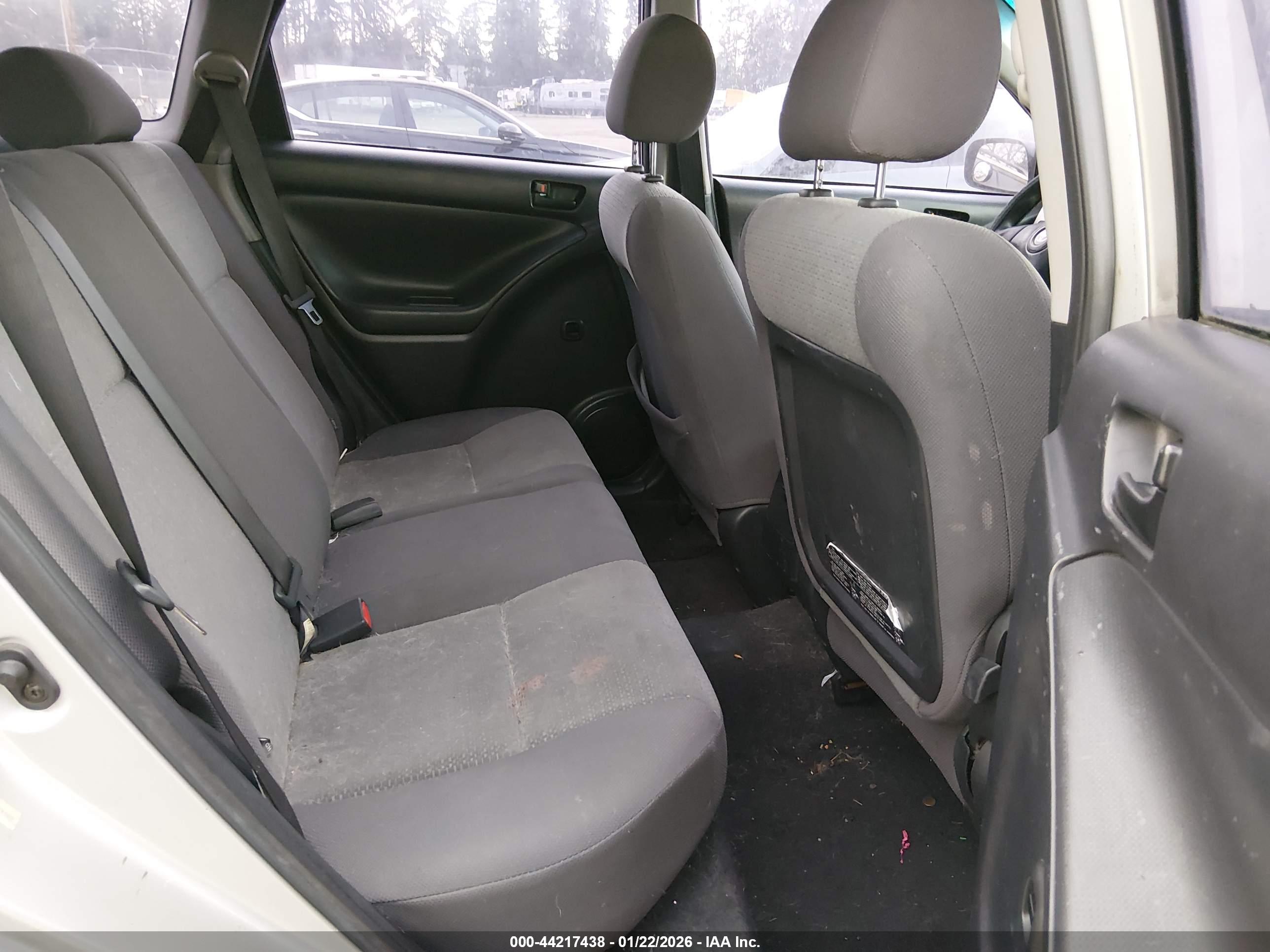 TOYOTA MATRIX image 8