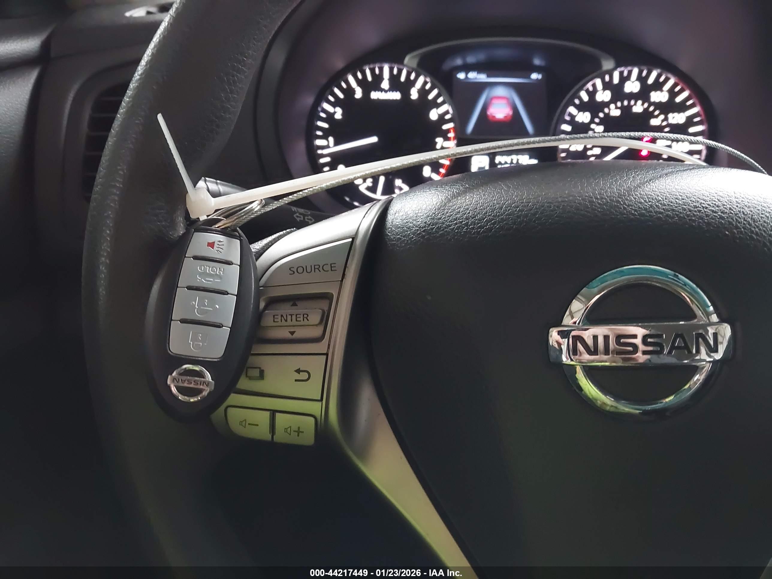NISSAN ALTIMA image 11
