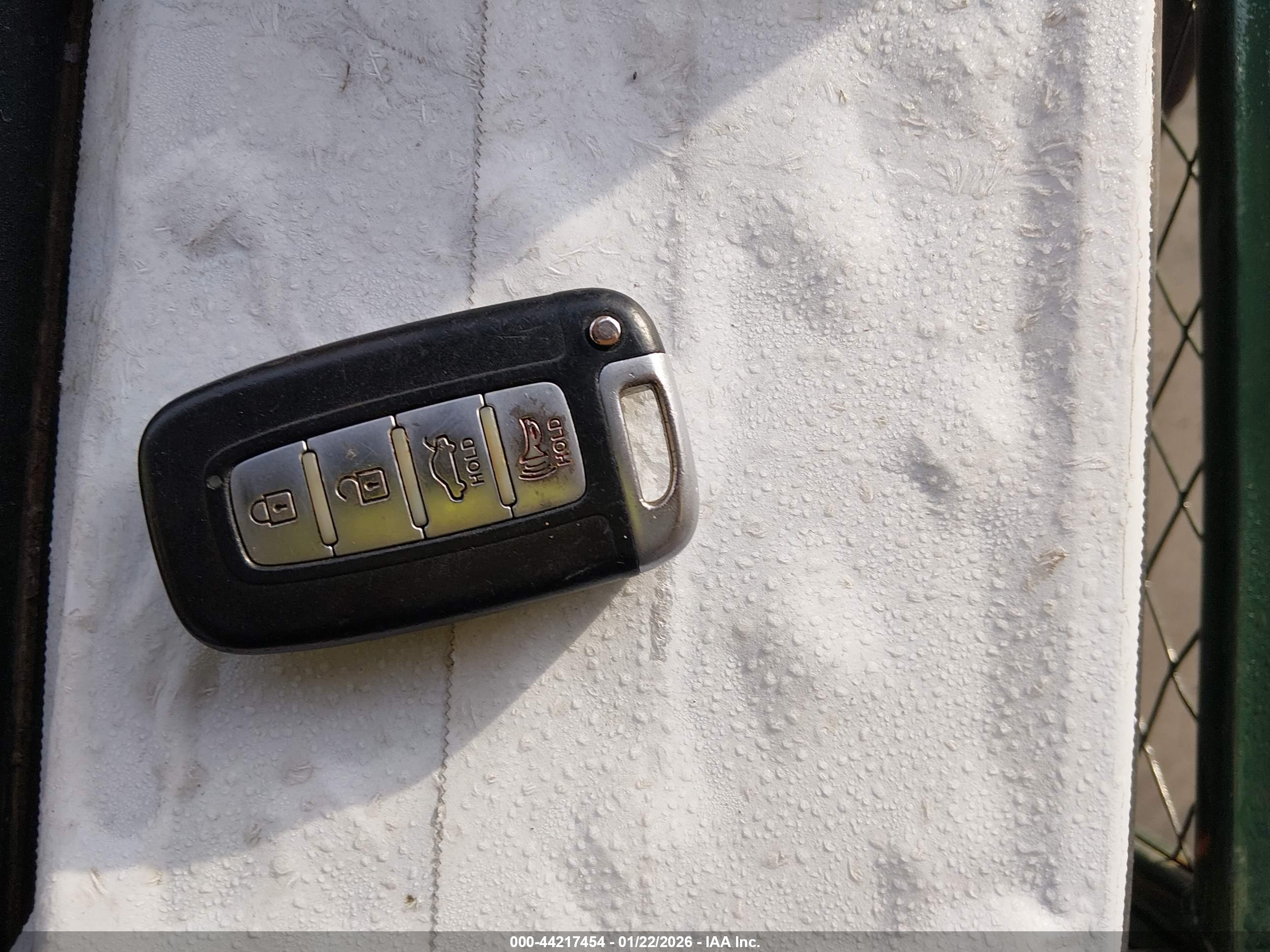 HYUNDAI ELANTRA image 11