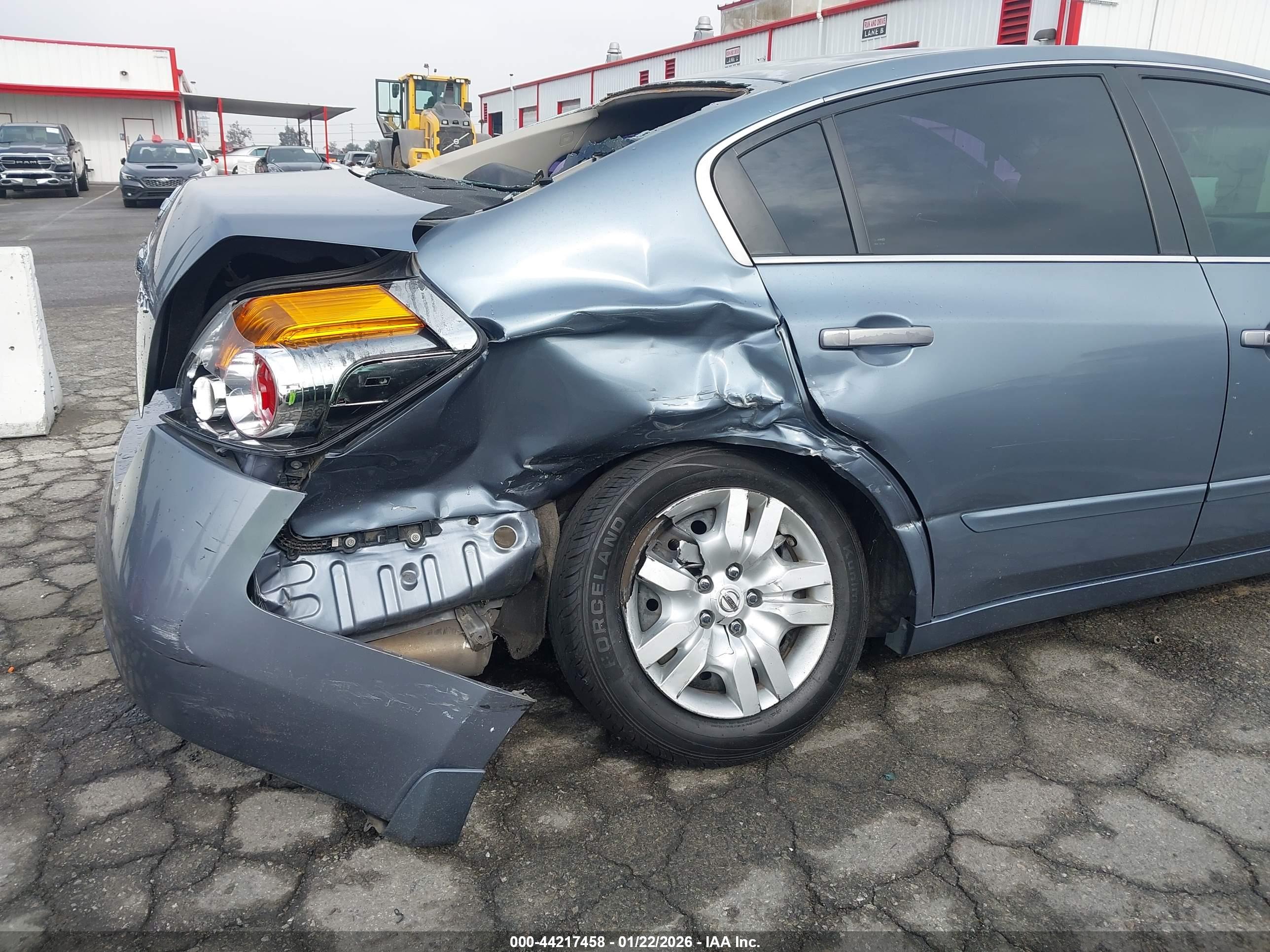 NISSAN ALTIMA image 6