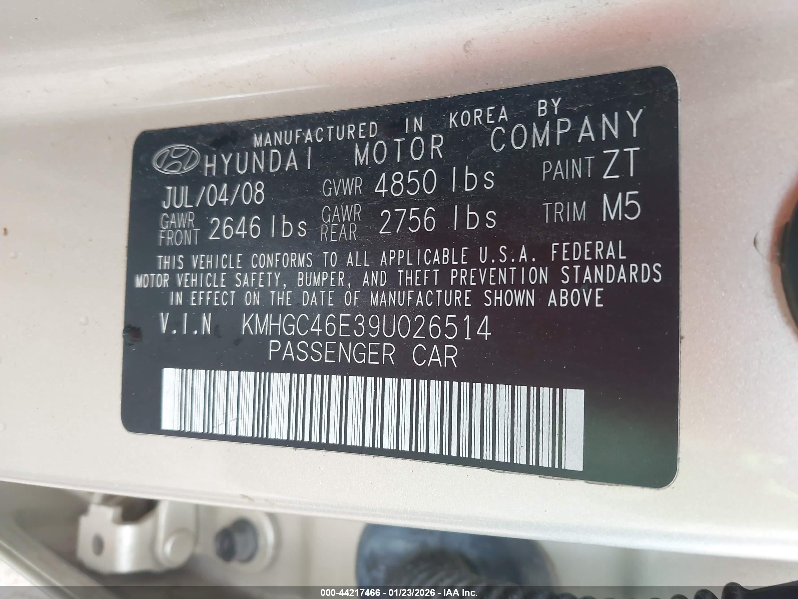 HYUNDAI GENESIS image 9