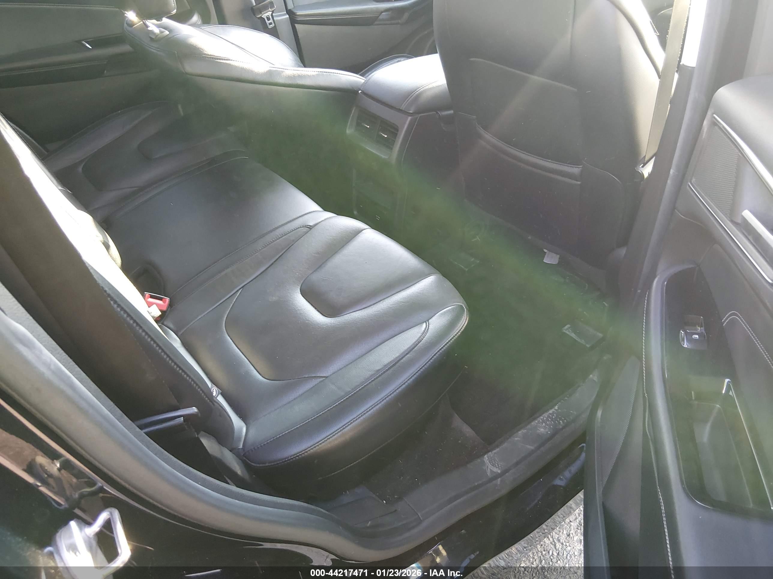 FORD EDGE image 8
