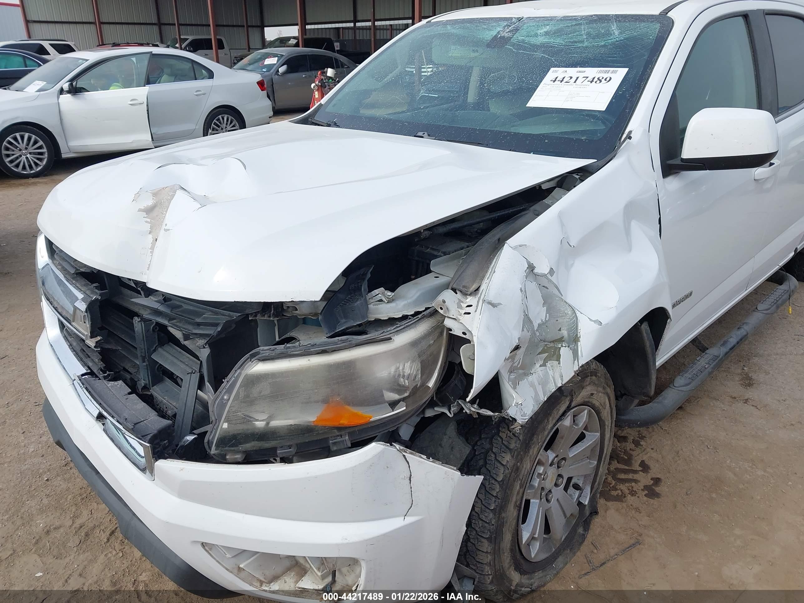 CHEVROLET COLORADO image 6