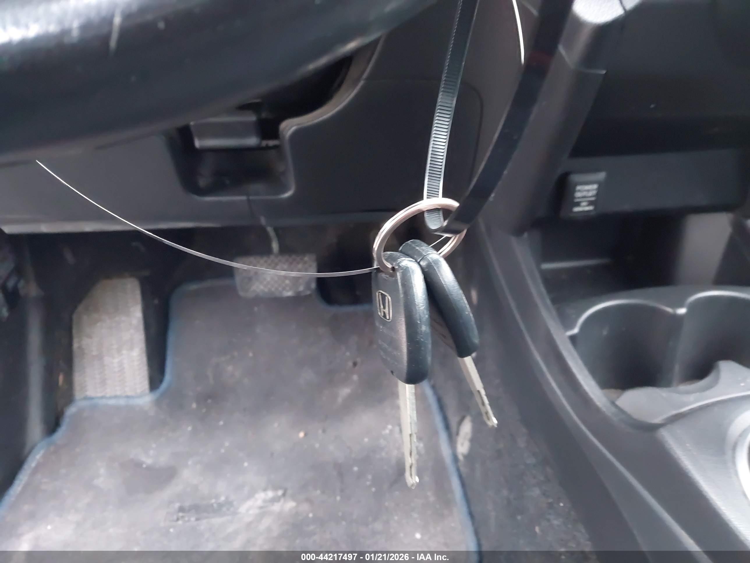 HONDA FIT image 11