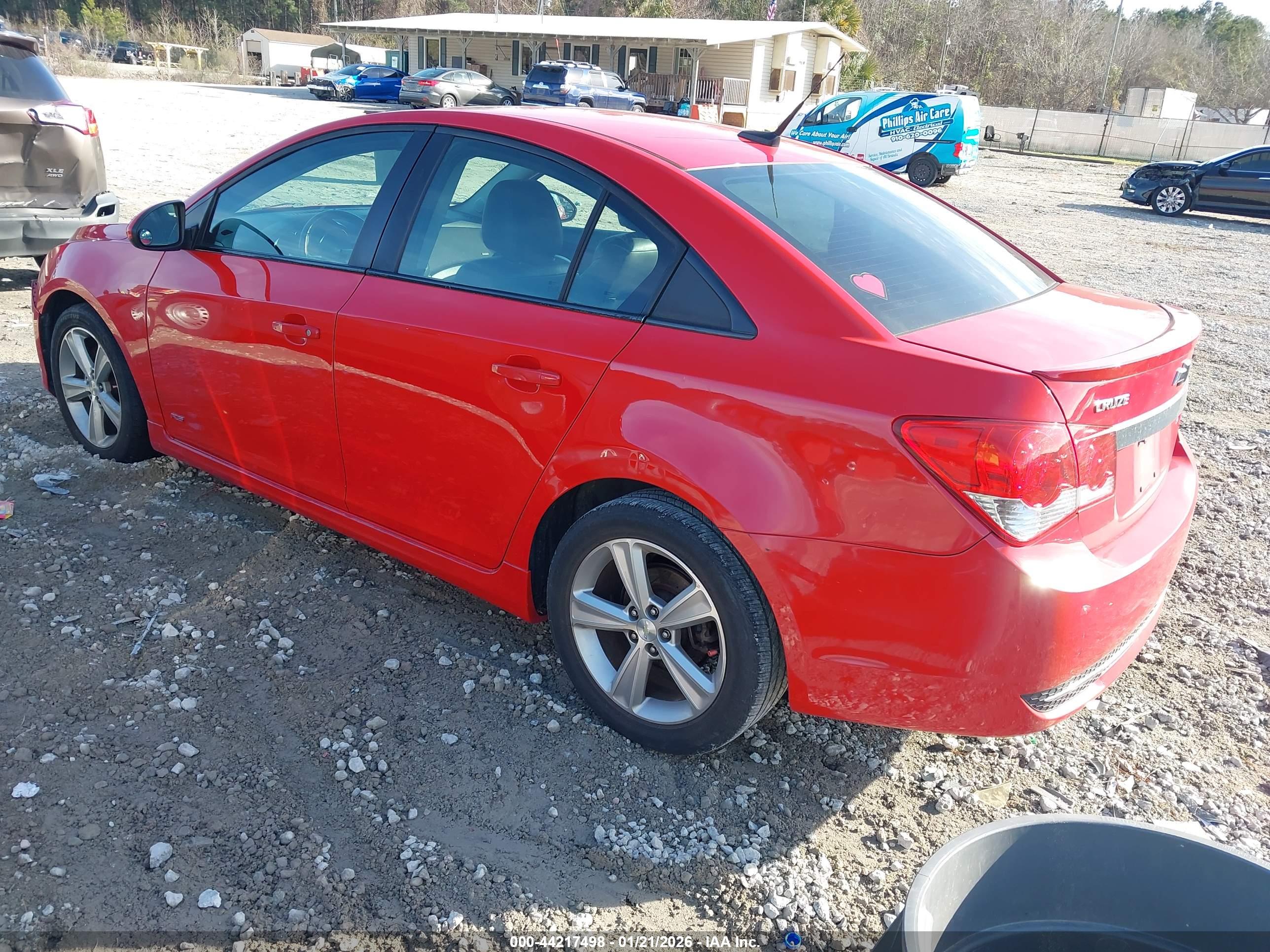 CHEVROLET CRUZE image 3
