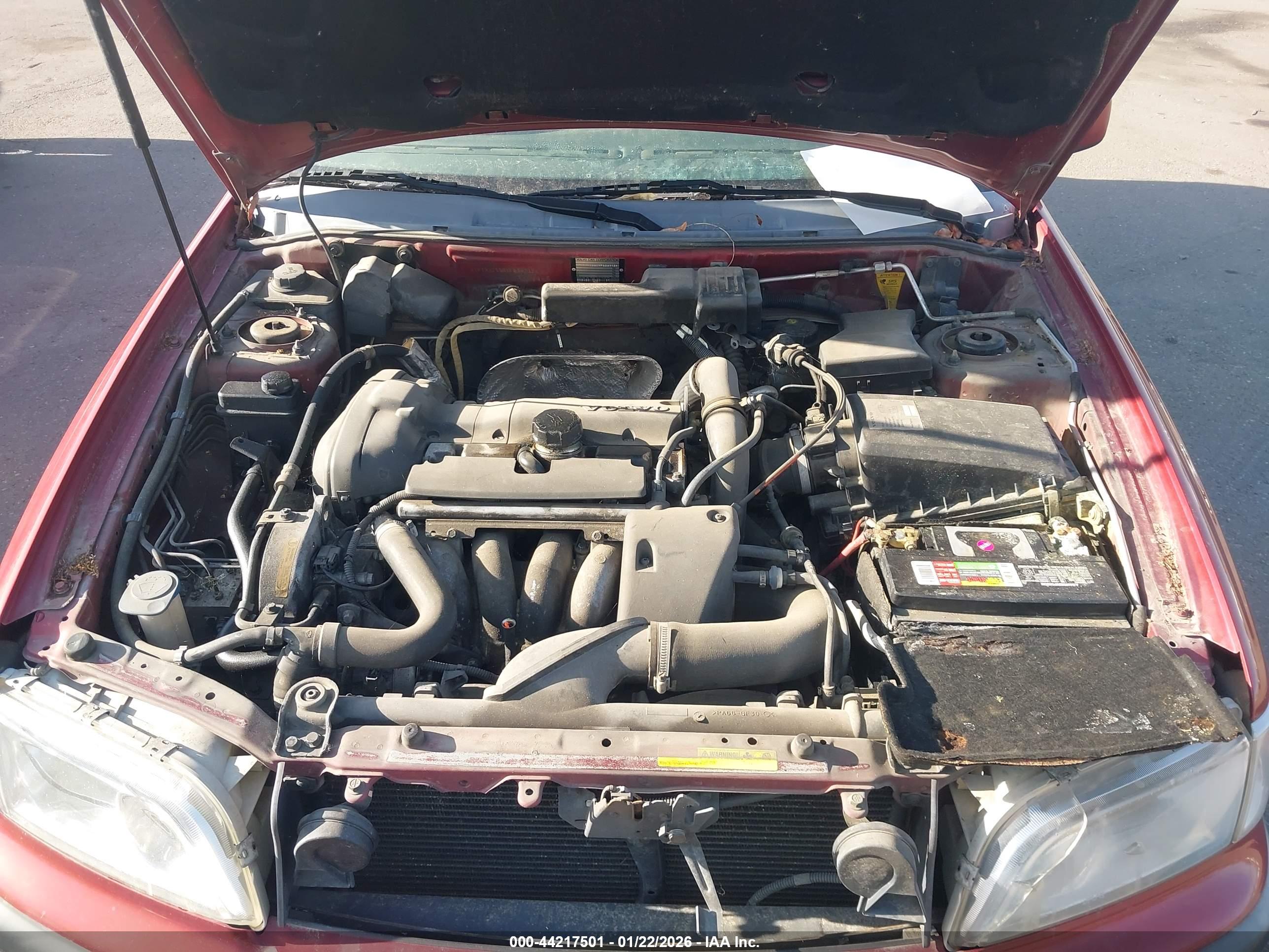 VOLVO V40 image 10