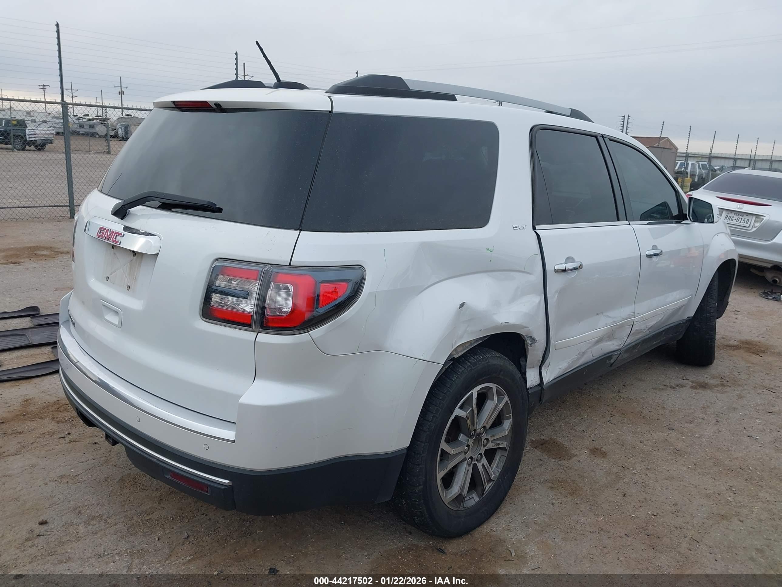 GMC ACADIA image 4