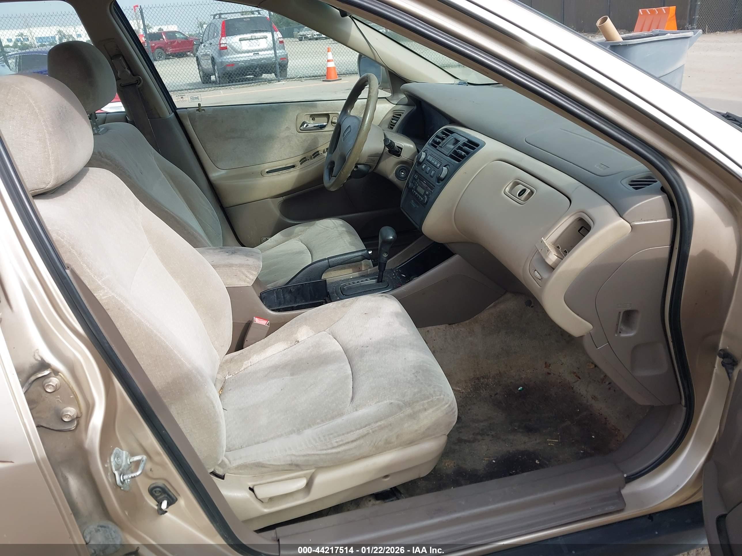 HONDA ACCORD image 5