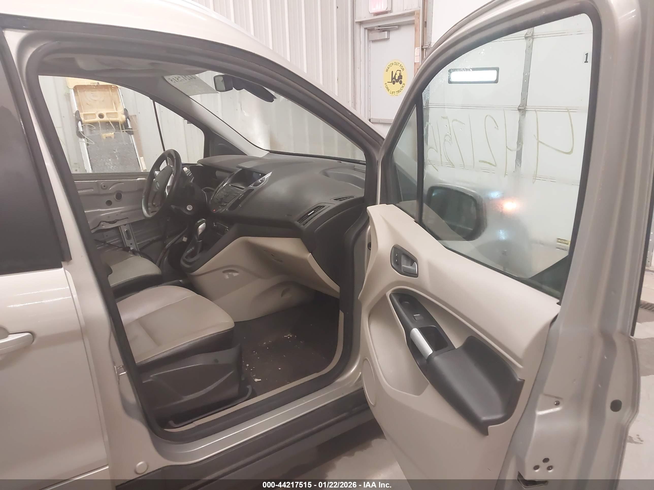 FORD TRANSIT image 5