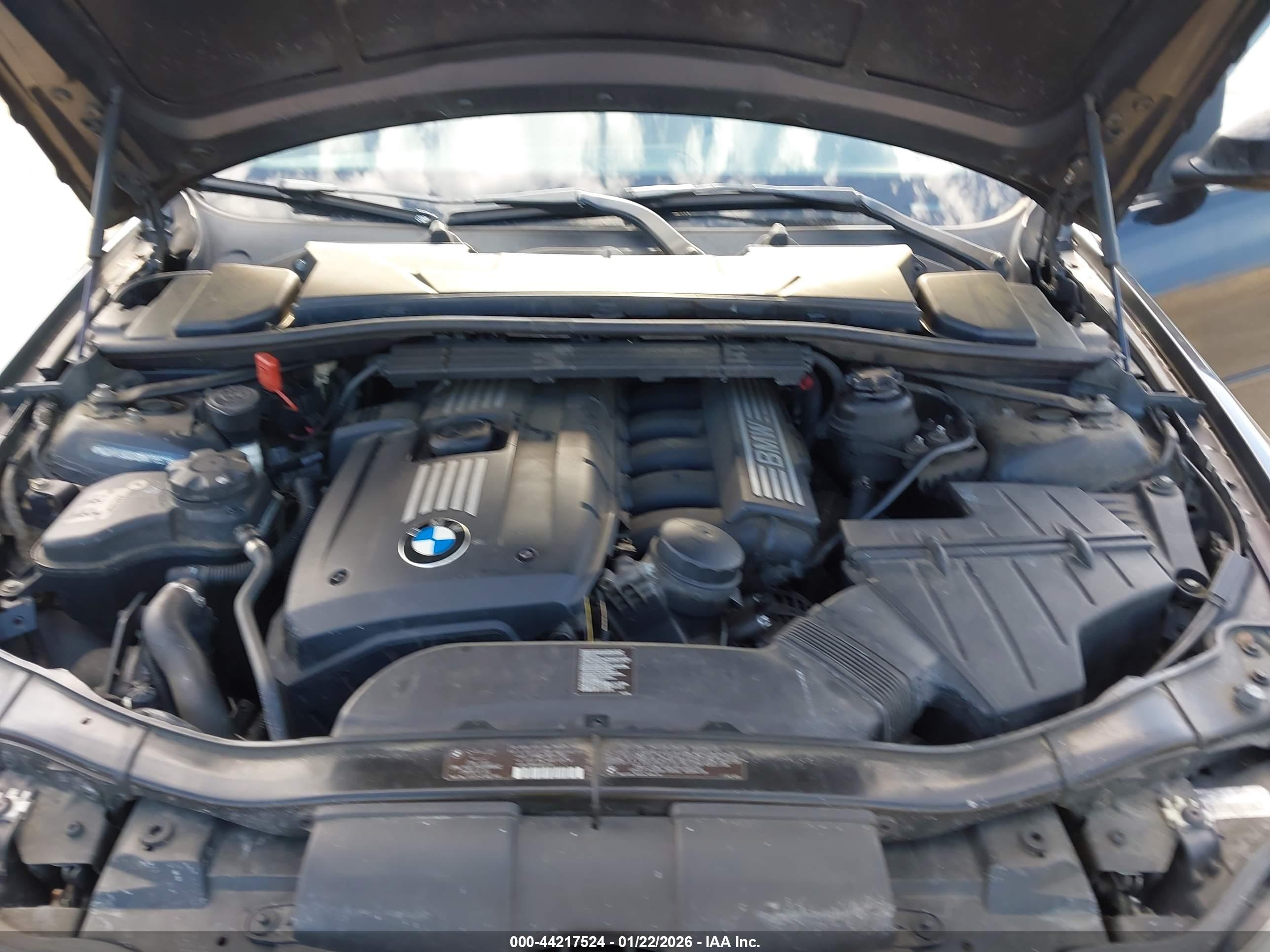 BMW 328I image 10
