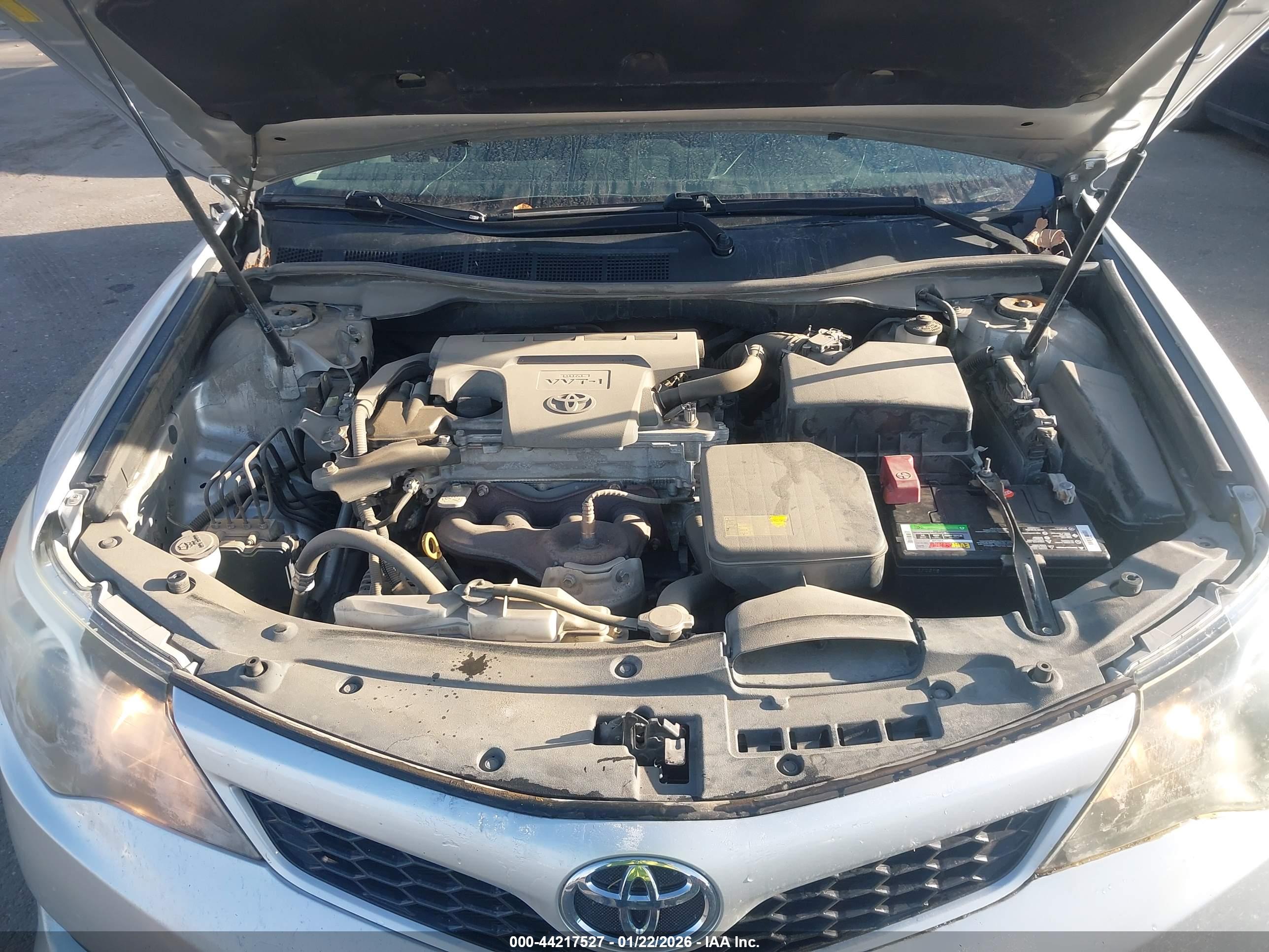 TOYOTA CAMRY image 10