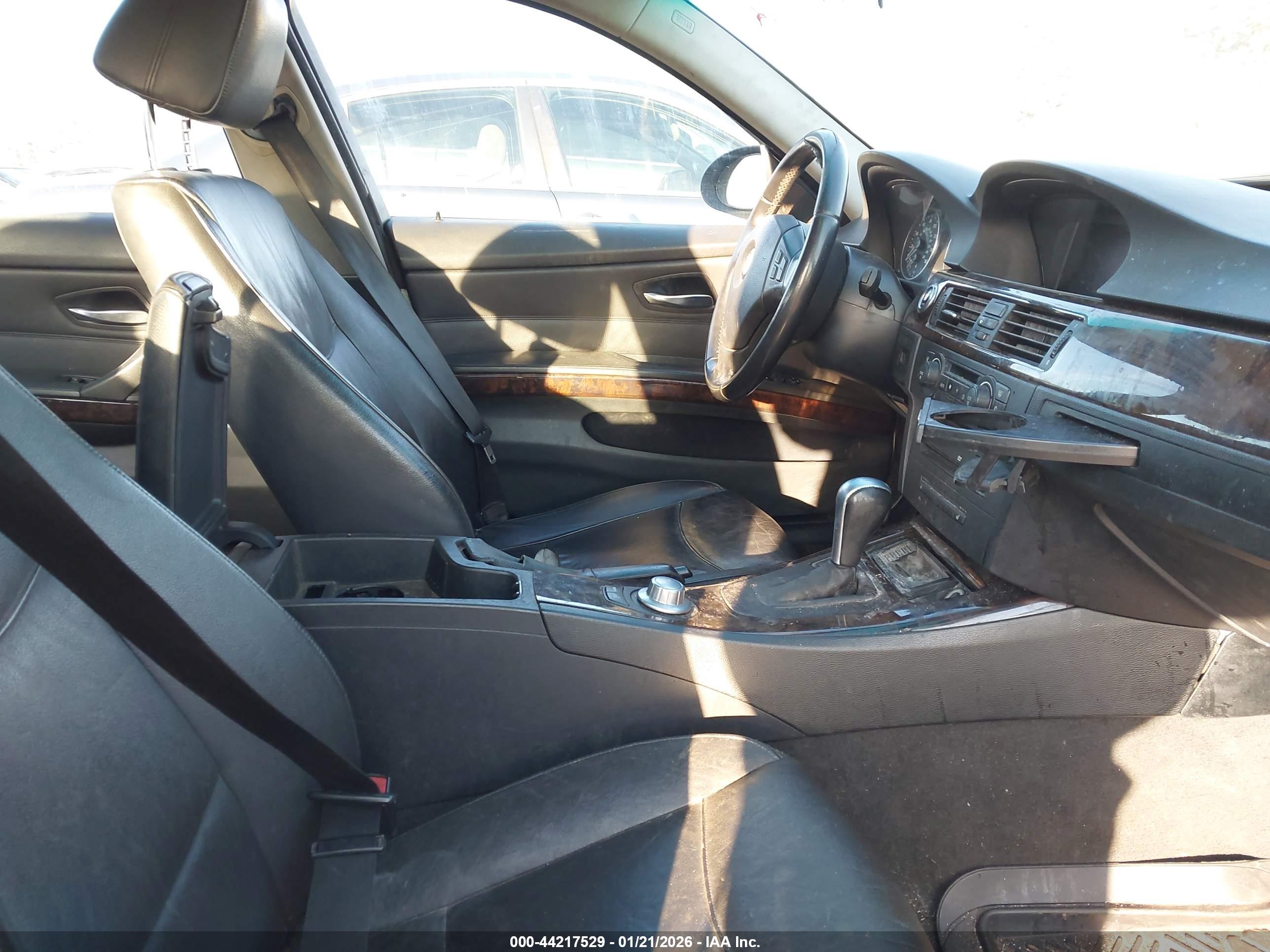 BMW 330I image 5