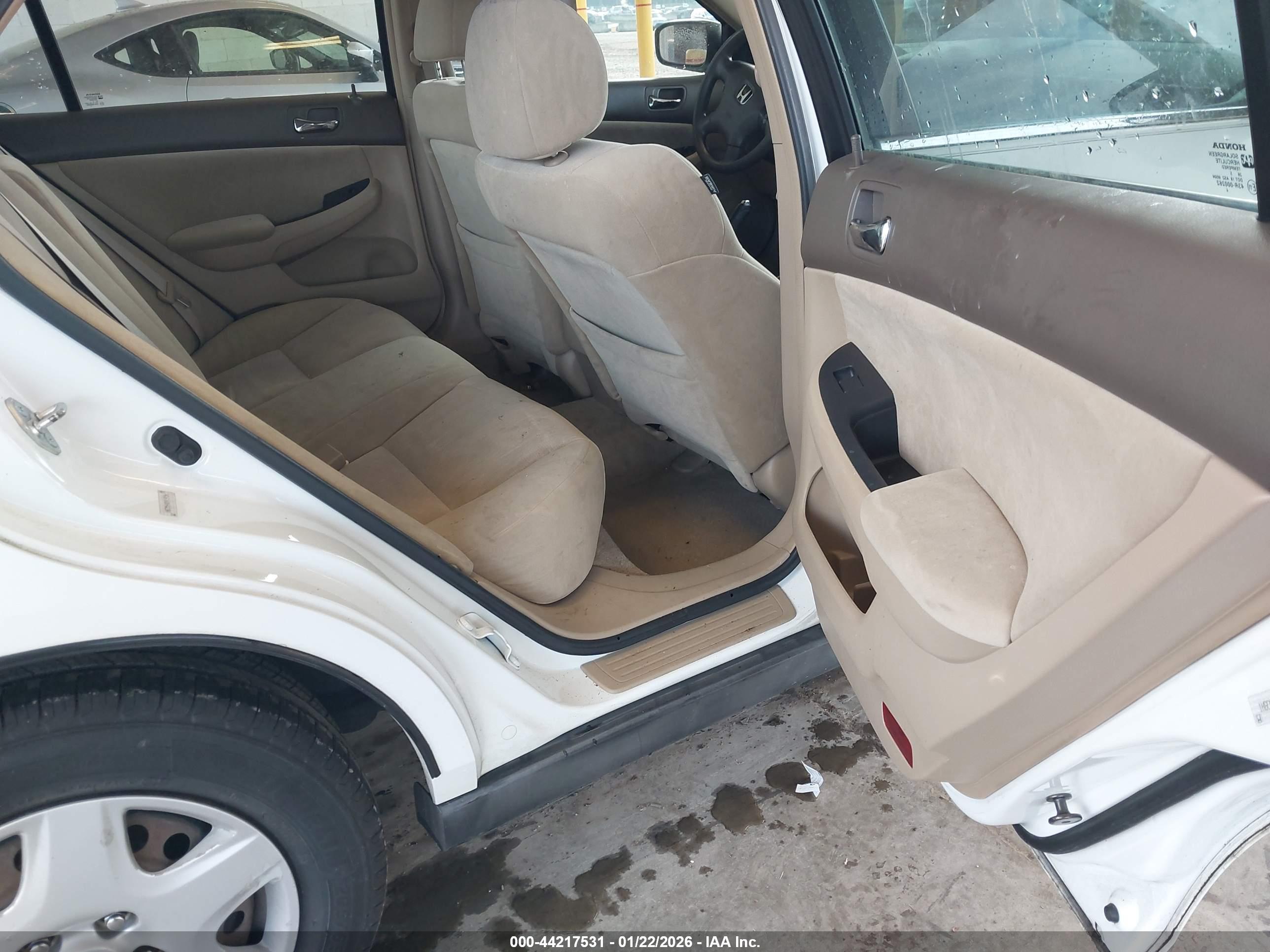 HONDA ACCORD image 8