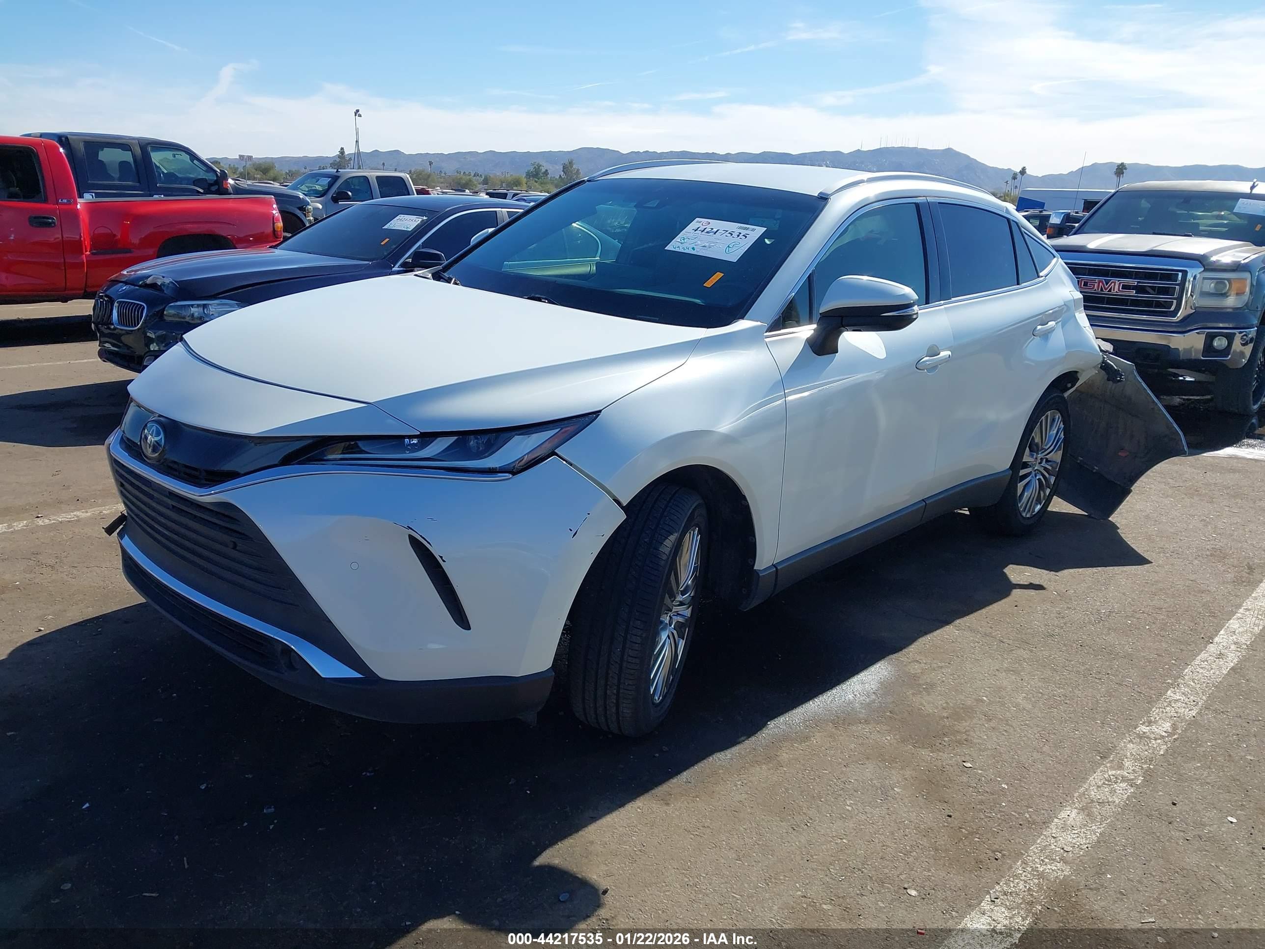 TOYOTA VENZA image 2