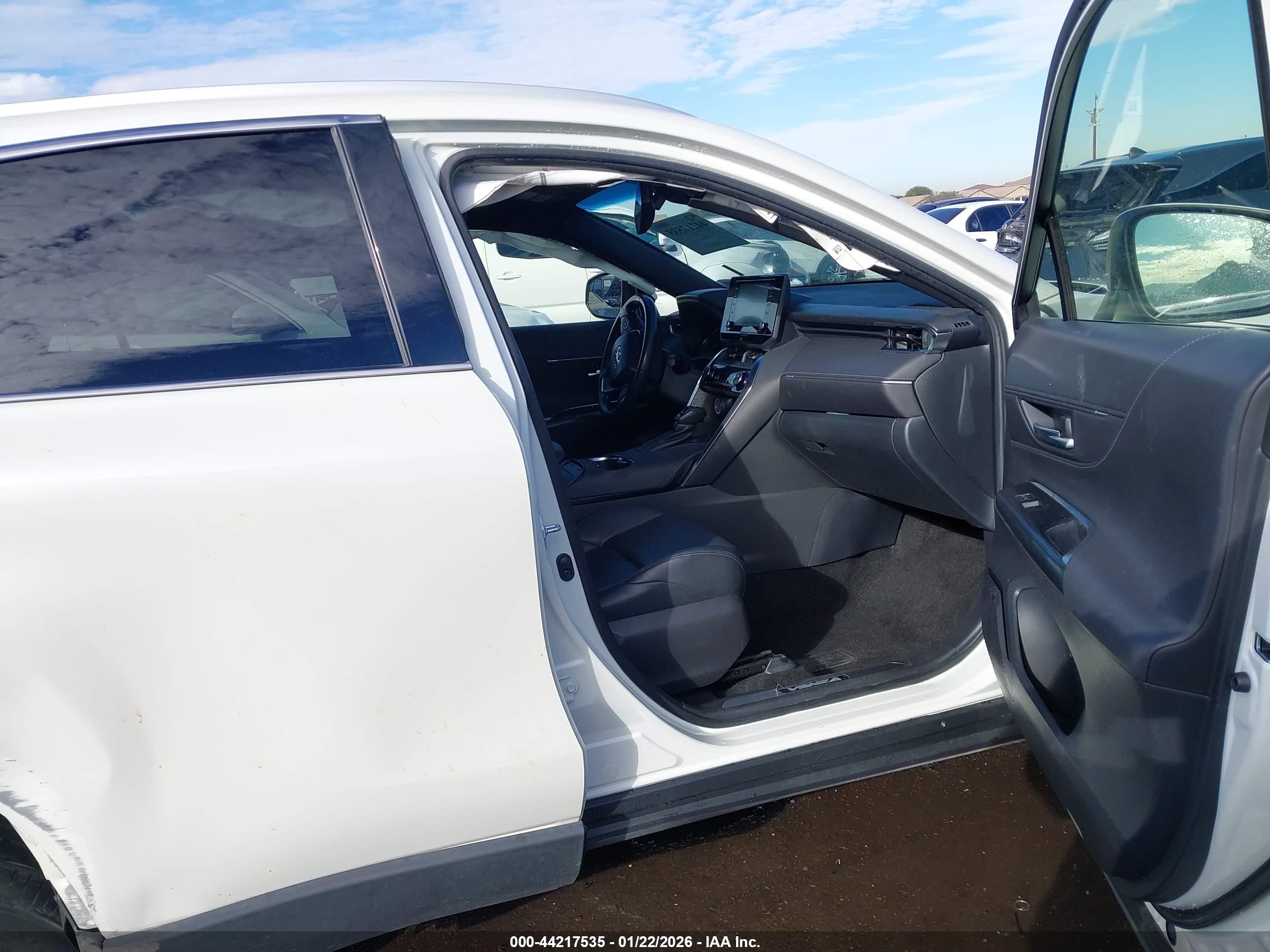 TOYOTA VENZA image 5
